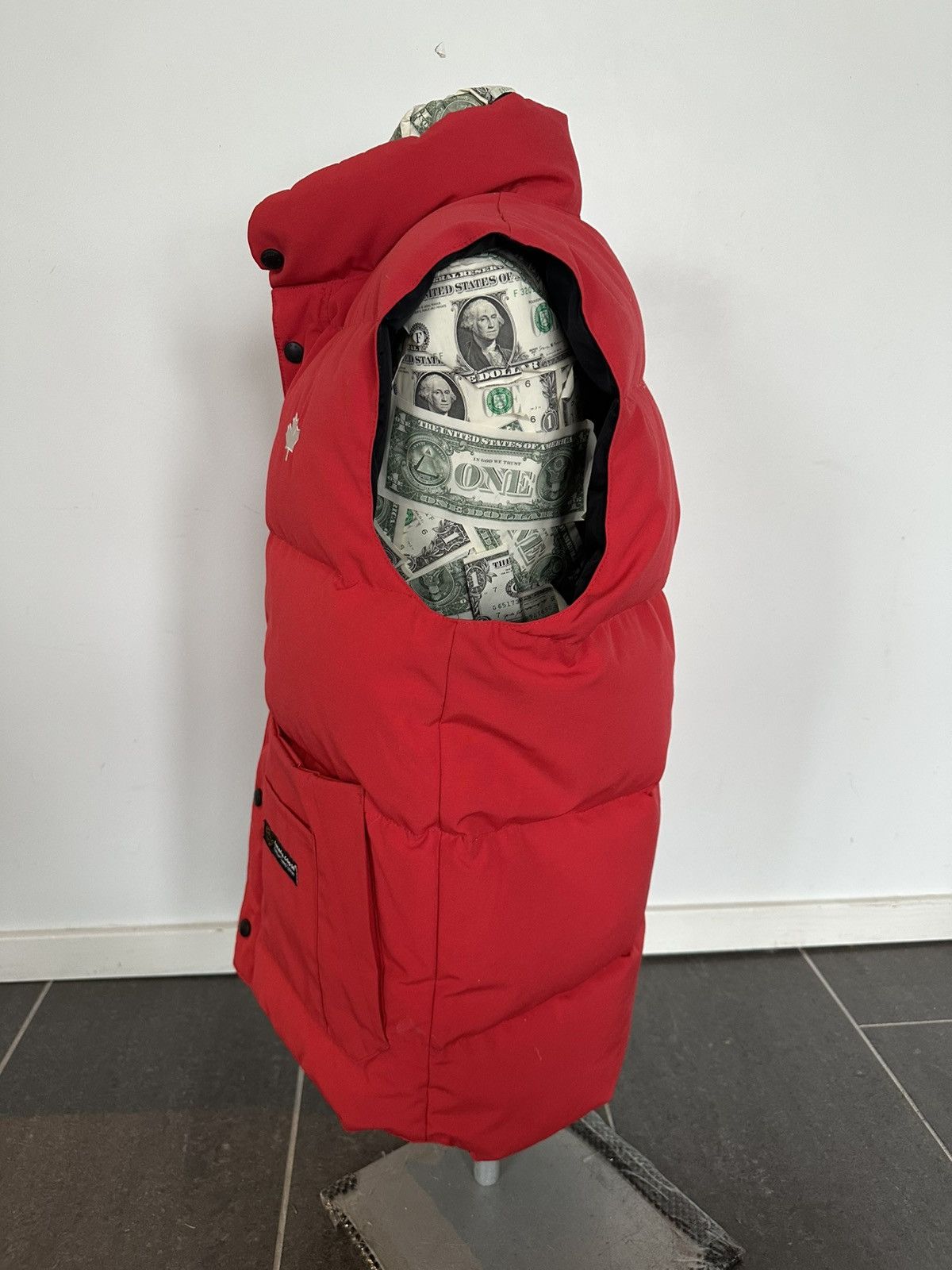 Canada Goose CANADA GOOSE «LEAF» VEST (VINTAGE) Size US S / EU 44-46 / 1 - 3 Thumbnail
