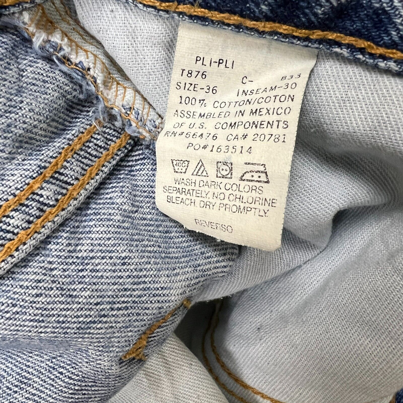 Tommy Hilfiger × Vintage Vintage Tommy Hilfiger Jeans 36x30 Tommy Jeans Baggy 90s Size US 36 / EU 52 - 10 Thumbnail