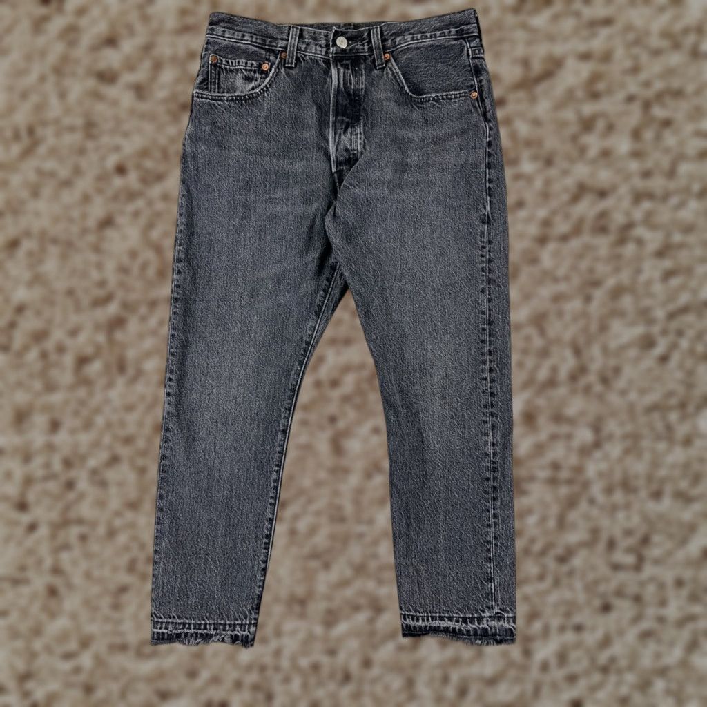 Levi's Levi's 501 Jeans Womens Black Denim Skinny Crop 501 Button Fly 28x23 Adult Regular Size 28 Inseam 23 High Rise Cotton Blend Denim Size 30" / US 8 / IT 44 - 1 Thumbnail