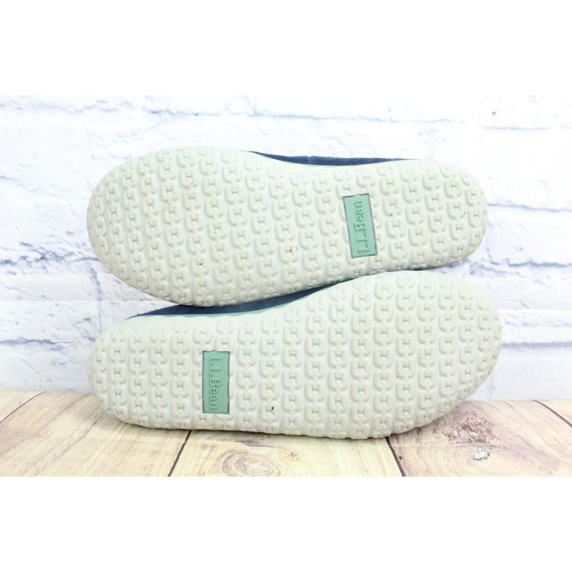 L.L. Bean LL Bean Women's Mountain Slippers Moccasin Suede Size US 10 / IT 40 - 7 Thumbnail