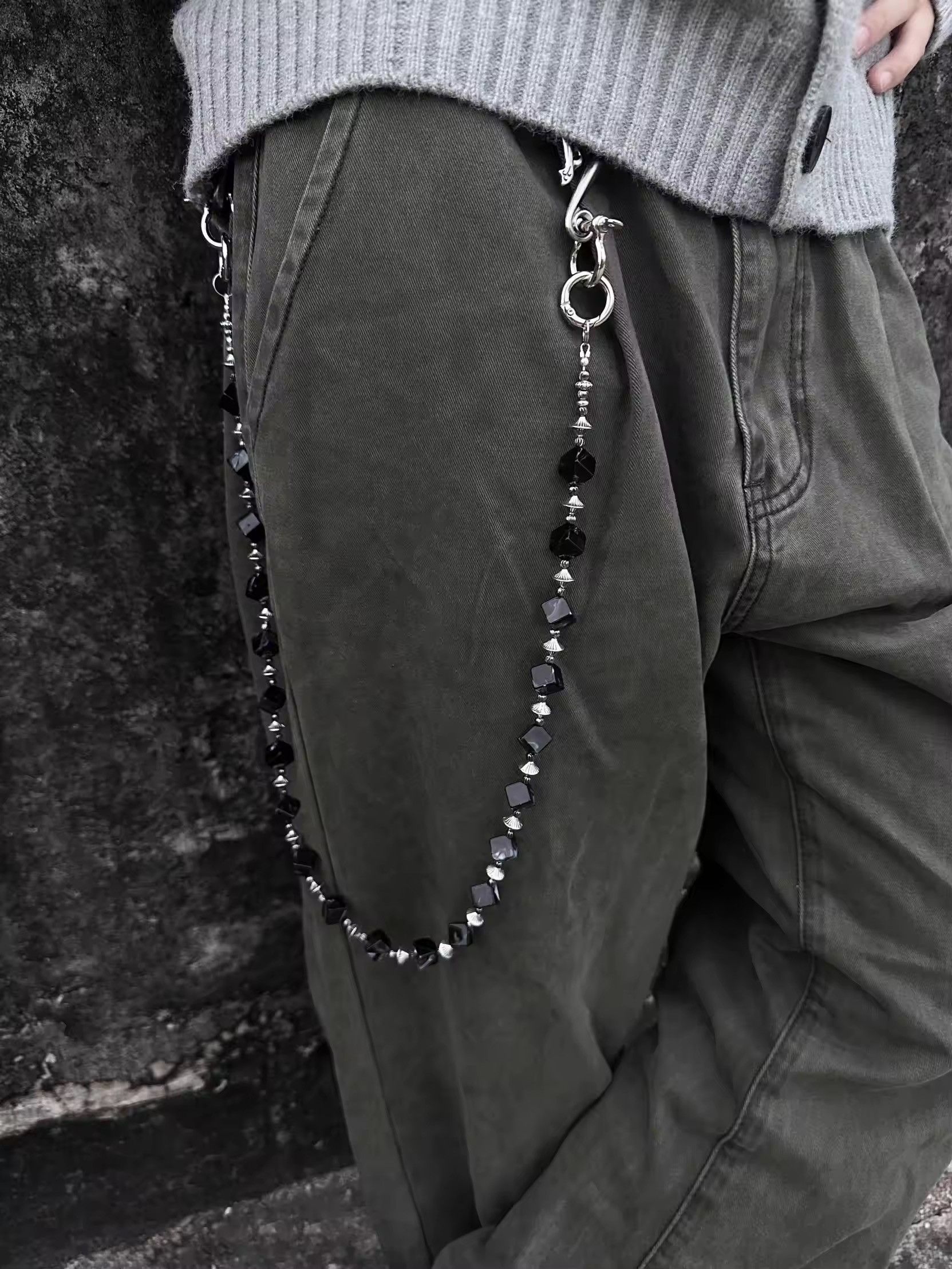 Other Unisex acrylic black bead Wallet Chain Size ONE SIZE - 1 Thumbnail