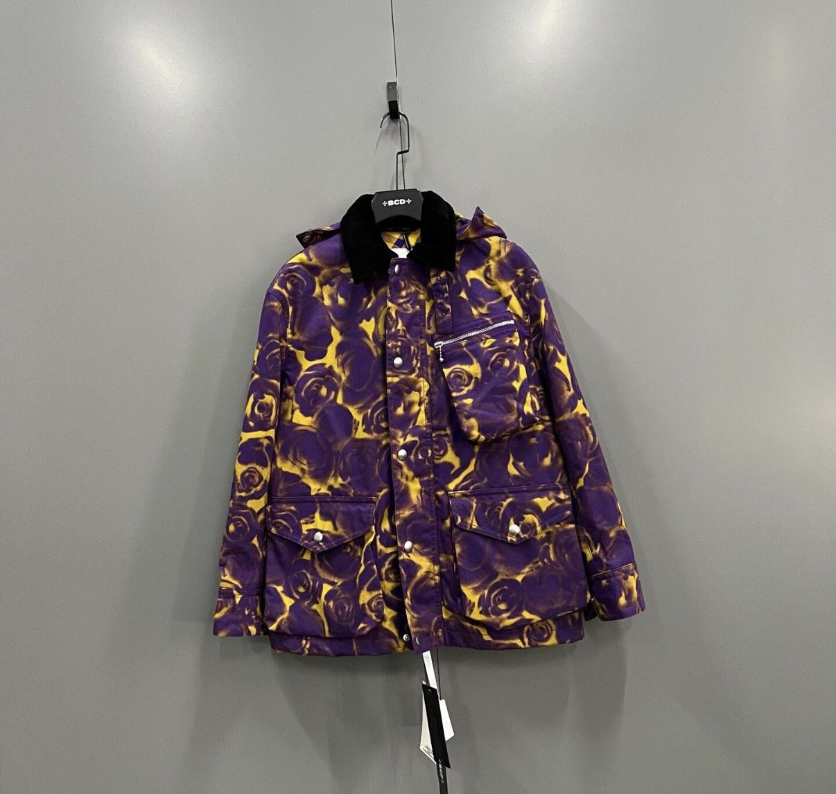 Burberry Burberry Rose All-over Print Cropped Jacket J41 Size XXS / US 00 / IT 34 - 1 Thumbnail