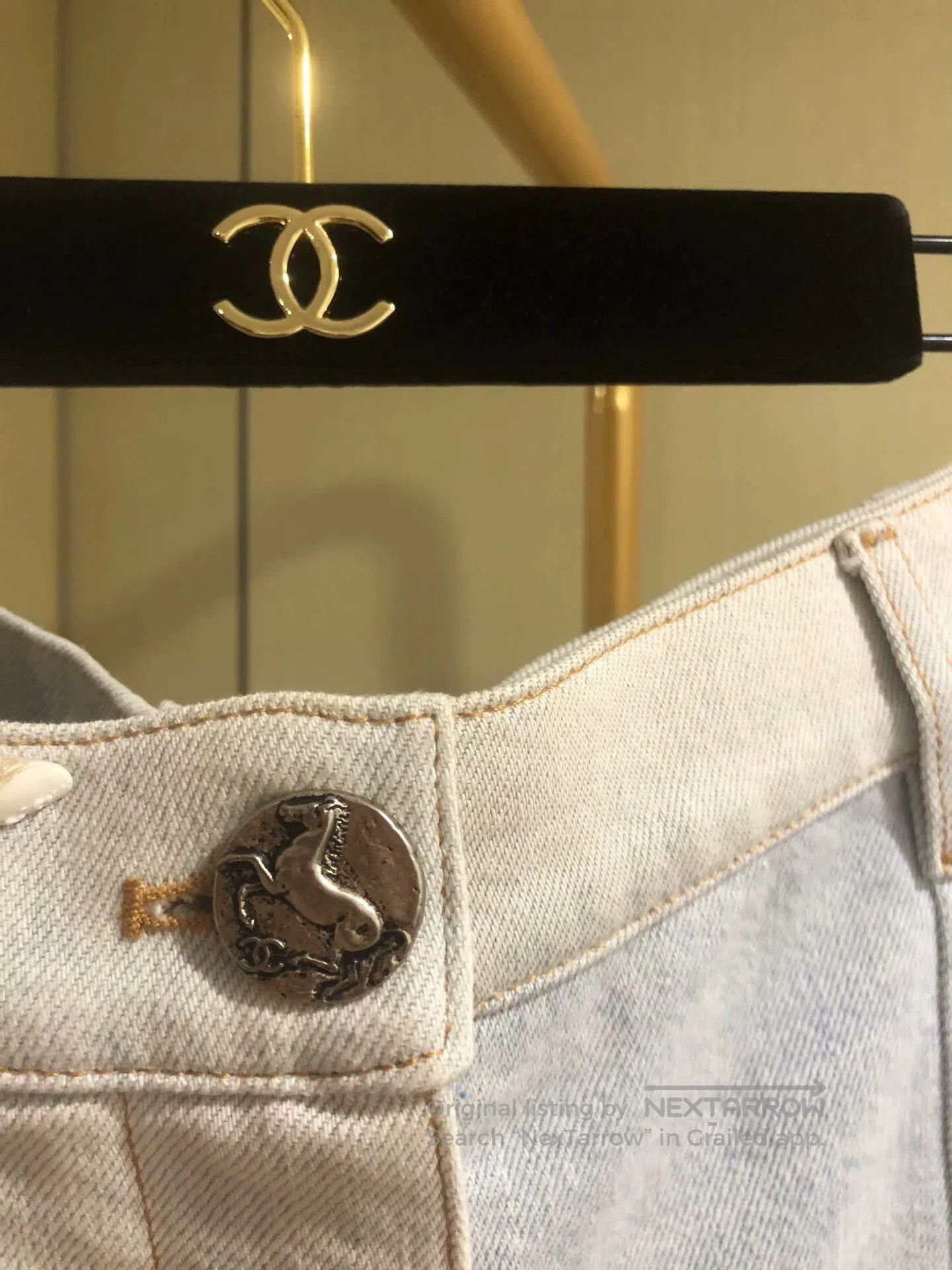 Chanel Chanel Denim Shorts with Horse Button. Size 26" / US 2 / IT 38 - 3 Thumbnail