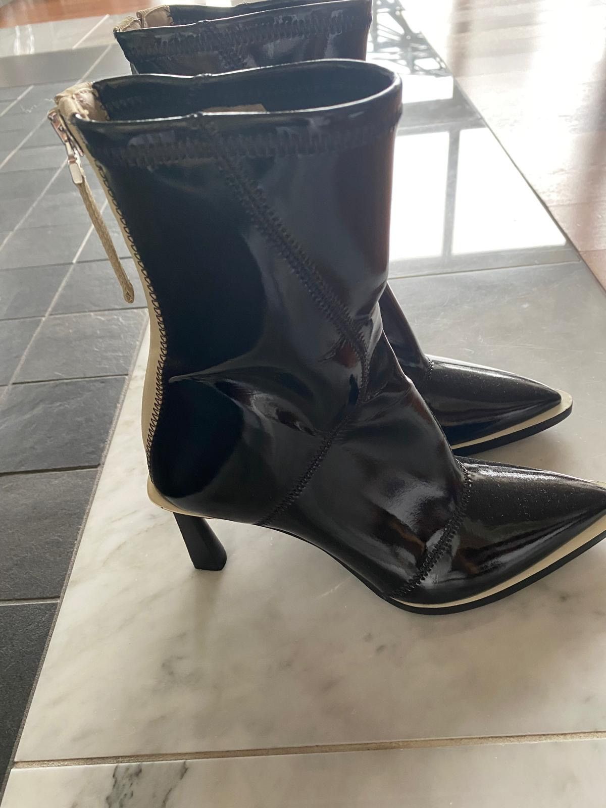 Fendi Colibri Fendi black Size US 6.5 / IT 36.5 - 2 Thumbnail