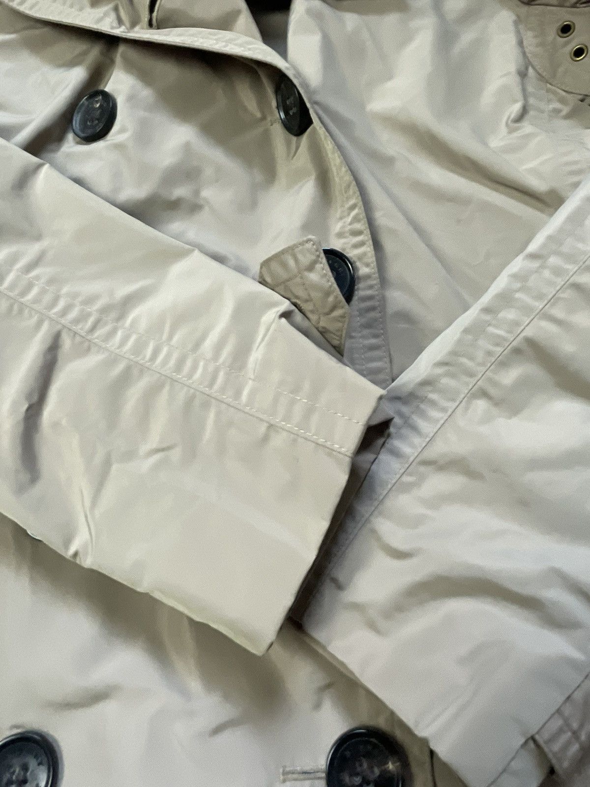 Burberry Burberry London Trench Coat Hooded Beige Woman's UK6 US 4 Size S / US 4 / IT 40 - 8 Thumbnail