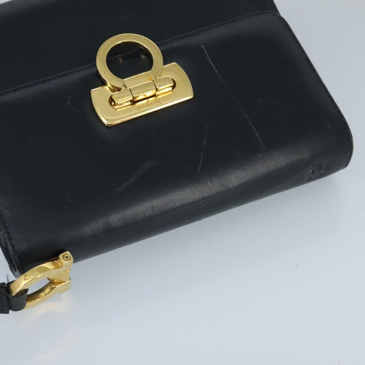 Salvatore Ferragamo Salvatore Ferragamo Gancini Shoulder Bag Leather Navy Gold Size ONE SIZE - 6 Thumbnail