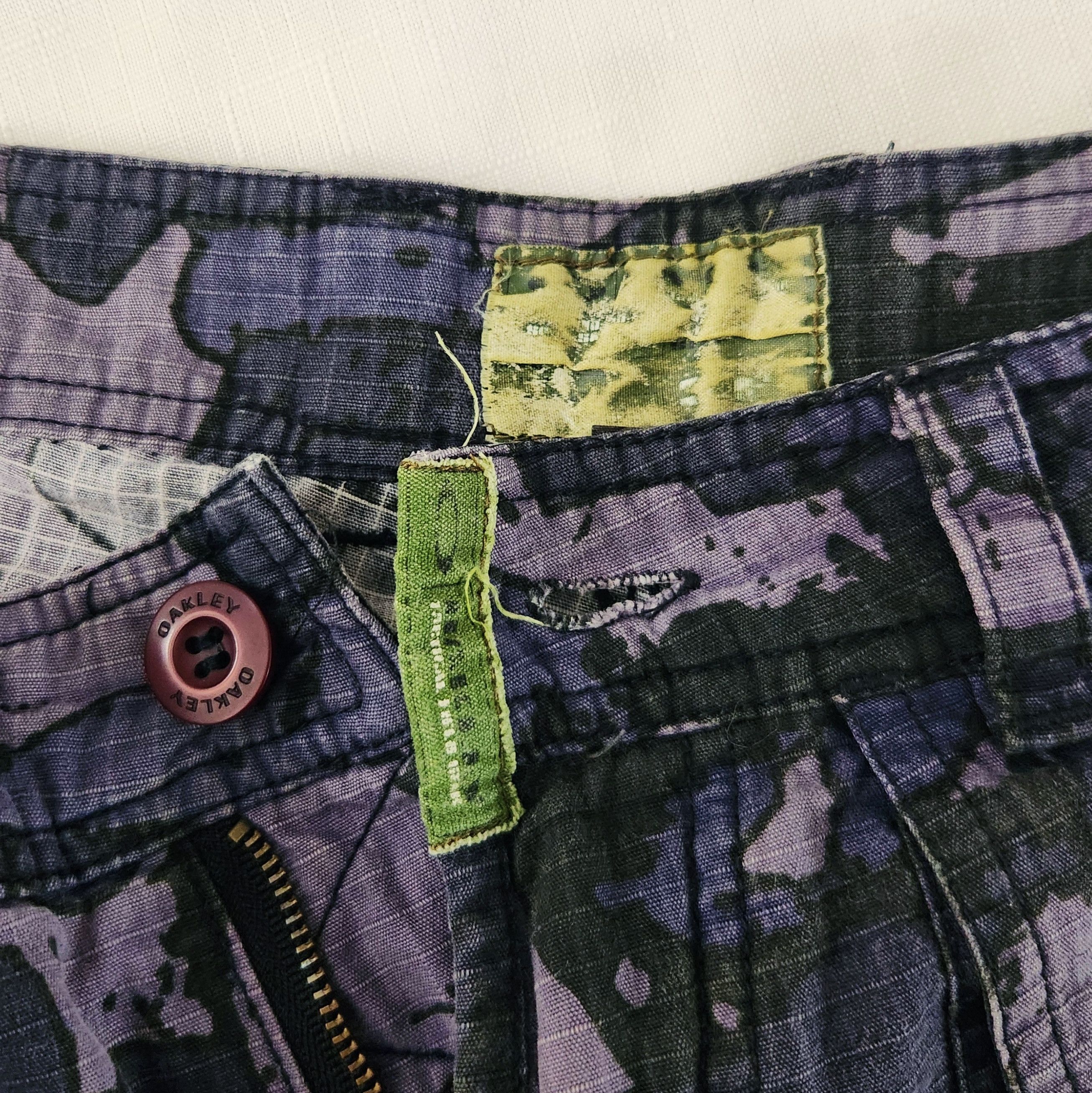 Oakley OAKLEY VTG CAMOUFLAGE CARGO SHORT Night Camo Shorts Tactical Size US 36 / EU 52 - 8 Thumbnail