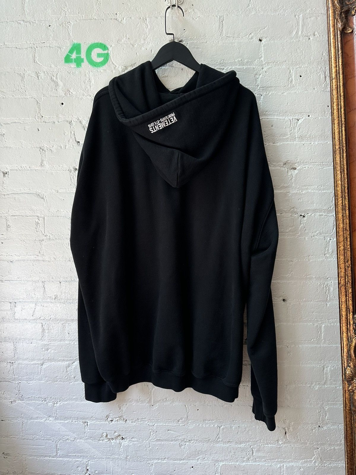 Vetements VETEMENTS CHAMPION OVERSIZED HOODIE SZ L Size US M / EU 48-50 / 2 - 3 Thumbnail