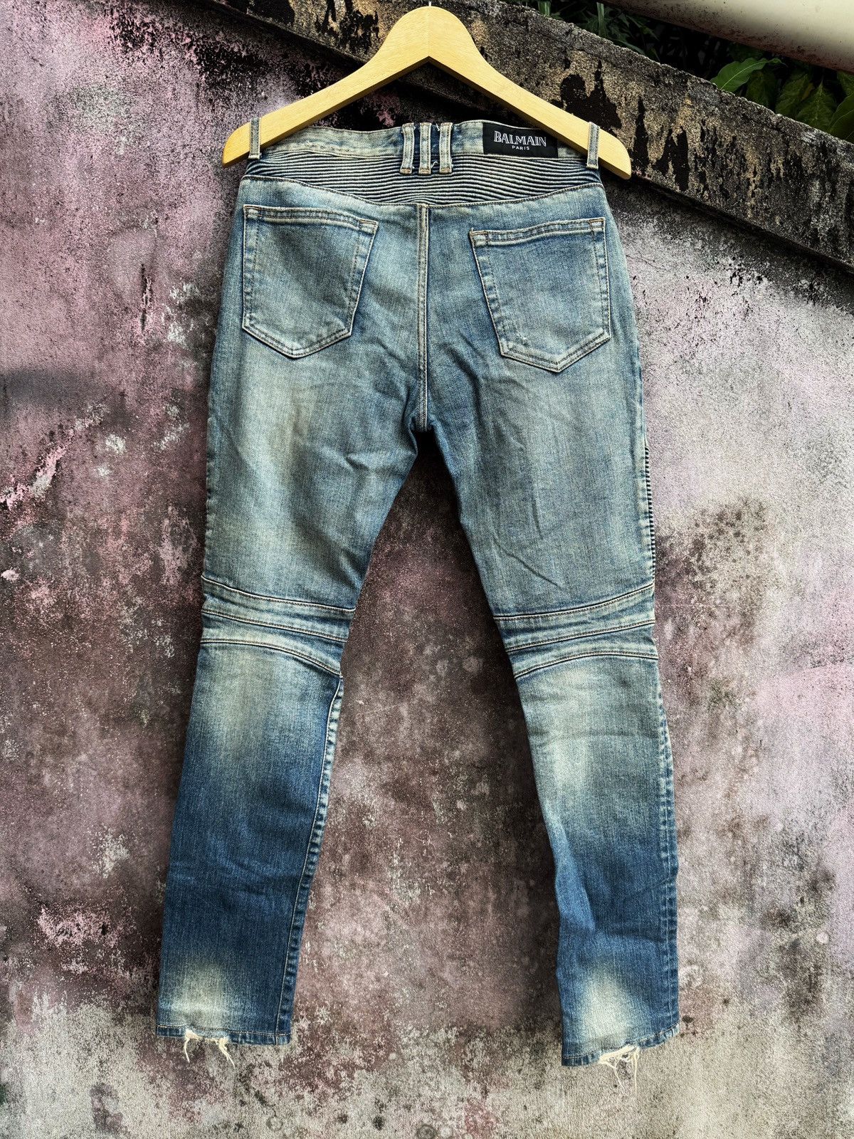 Balmain Balmain Washed Distressed Bikers Decarnin Era Jeans Size US 32 / EU 48 - 2 Thumbnail