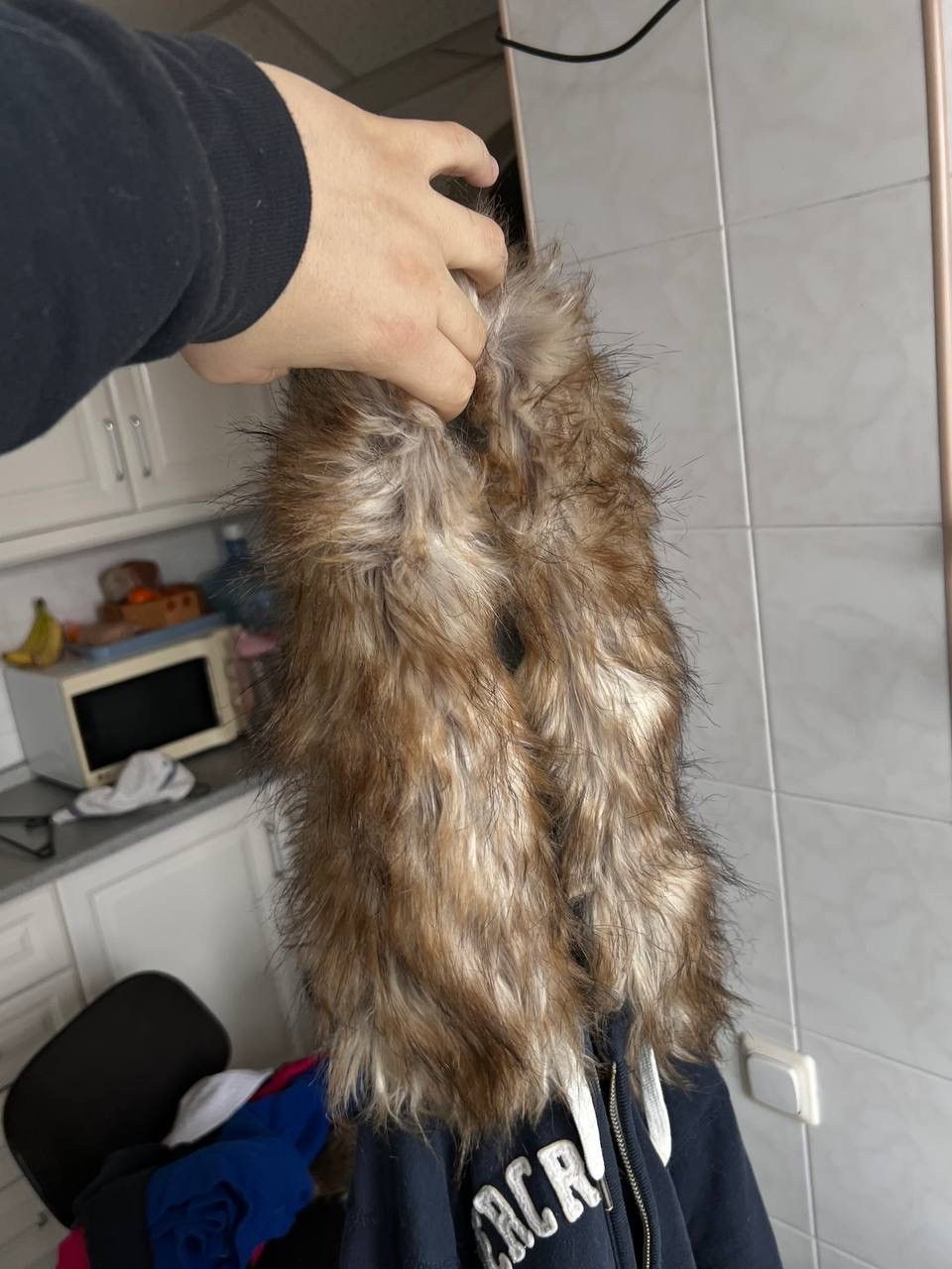 Abercrombie & Fitch Y2K Abercrombie & Fitch Faux Fuzzy Fur Hoodie Lgb Style Size L / US 10 / IT 46 - 10 Thumbnail