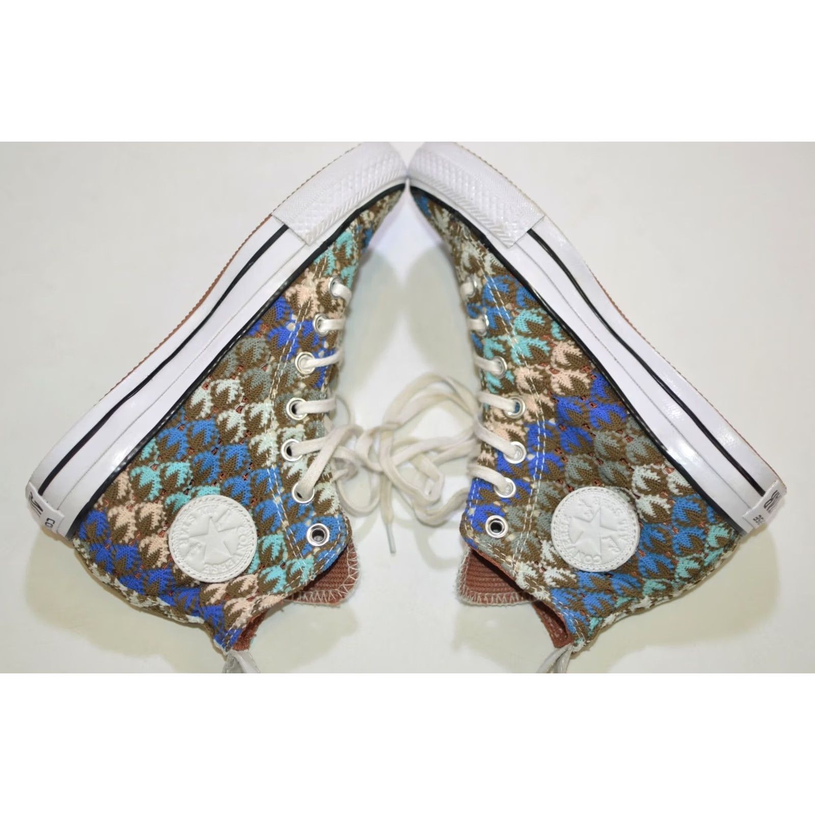 Converse Wmns Converse x Missoni Hi Sneakers 553436C Size 35 Multicolor US 5 EUR 35 Sneakers Mens Womens Girls Boys Size US 5 / IT 35 - 6 Thumbnail