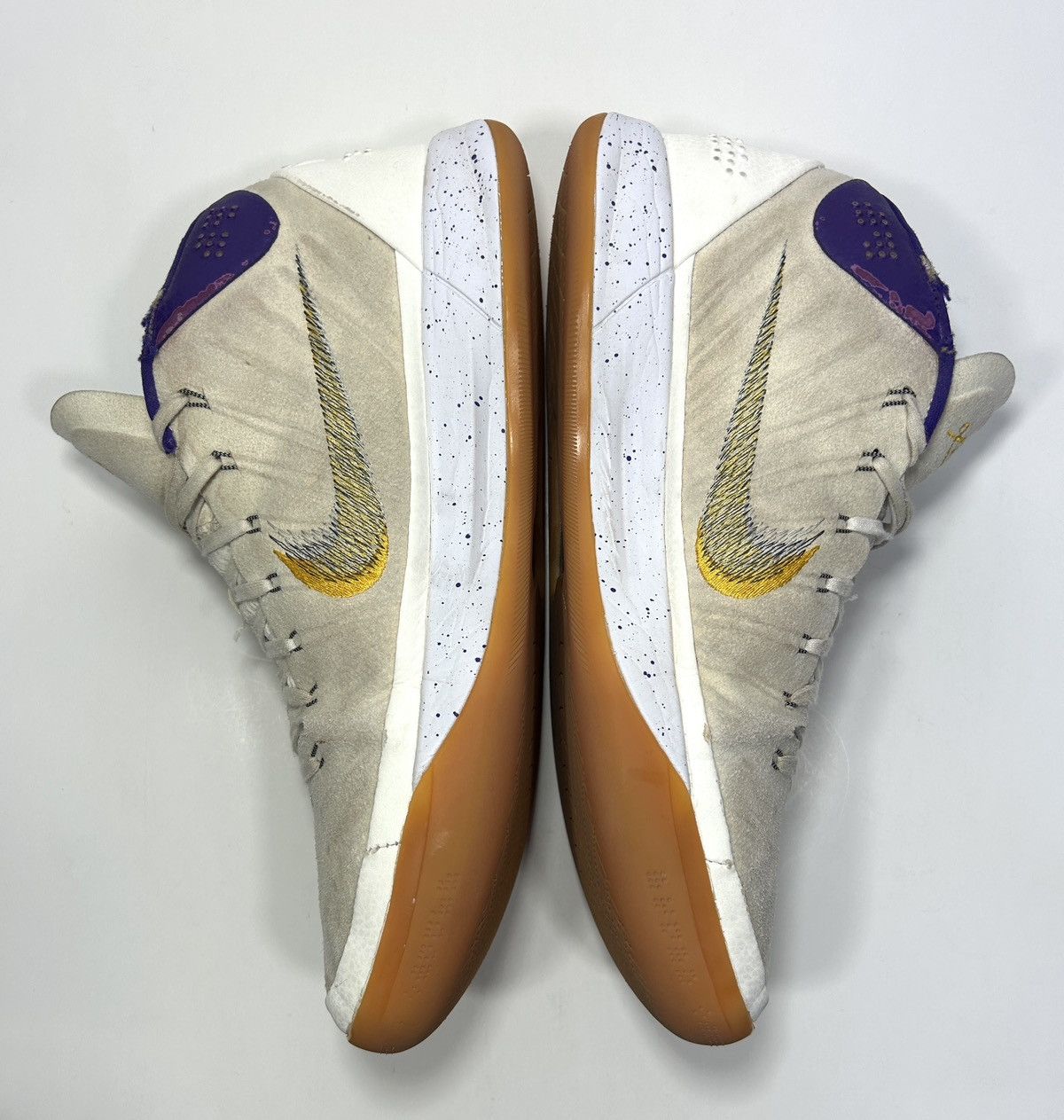Nike Nike Kobe A.D iD Mid Lakers Home Colorway Shoes Size: 12 M Size US 12 / EU 45 - 3 Thumbnail