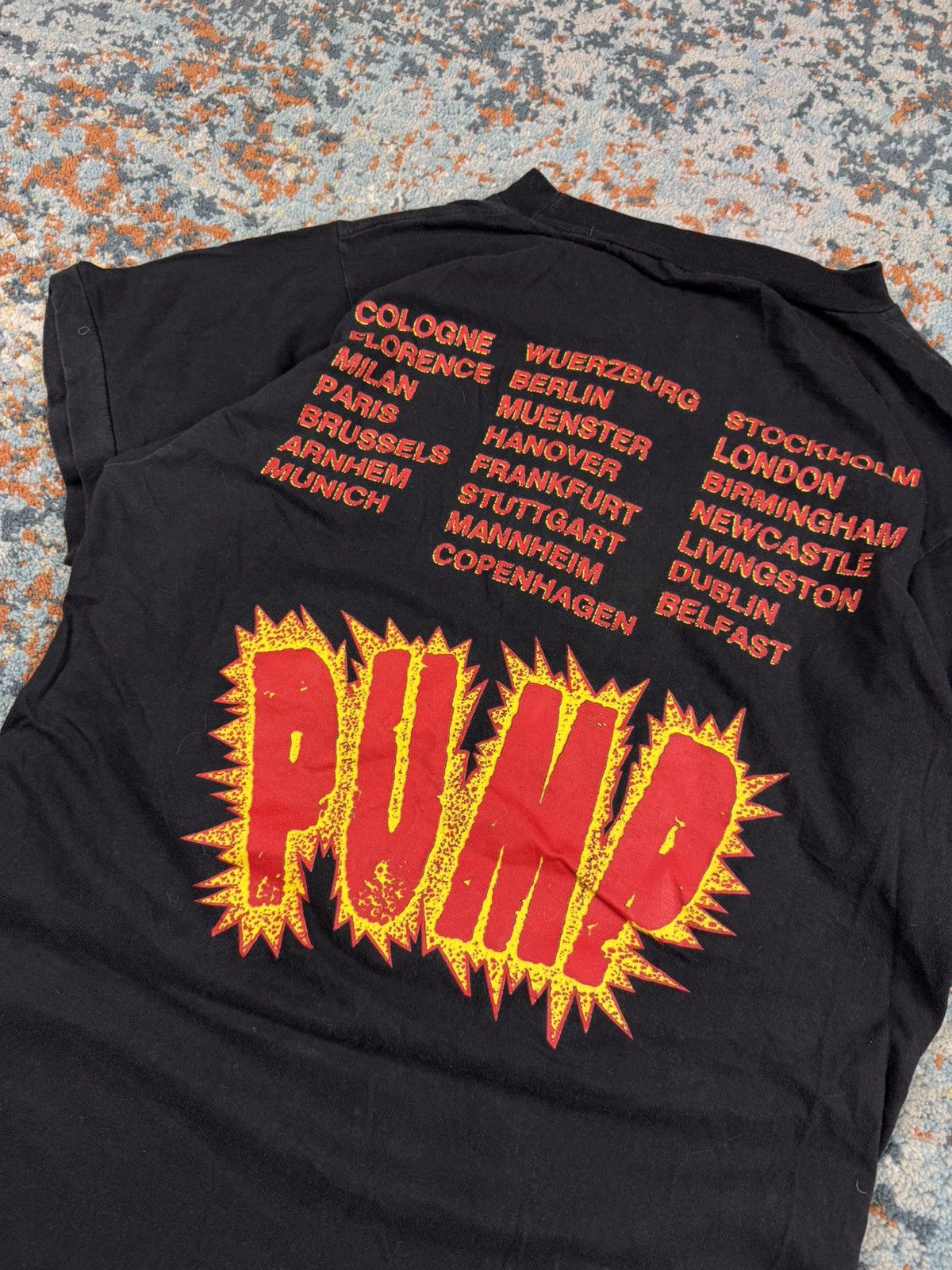 Band Tees Vintage 1989 Aerosmith PUMP euro tour graphic band tee Size US M / EU 48-50 / 2 - 6 Thumbnail