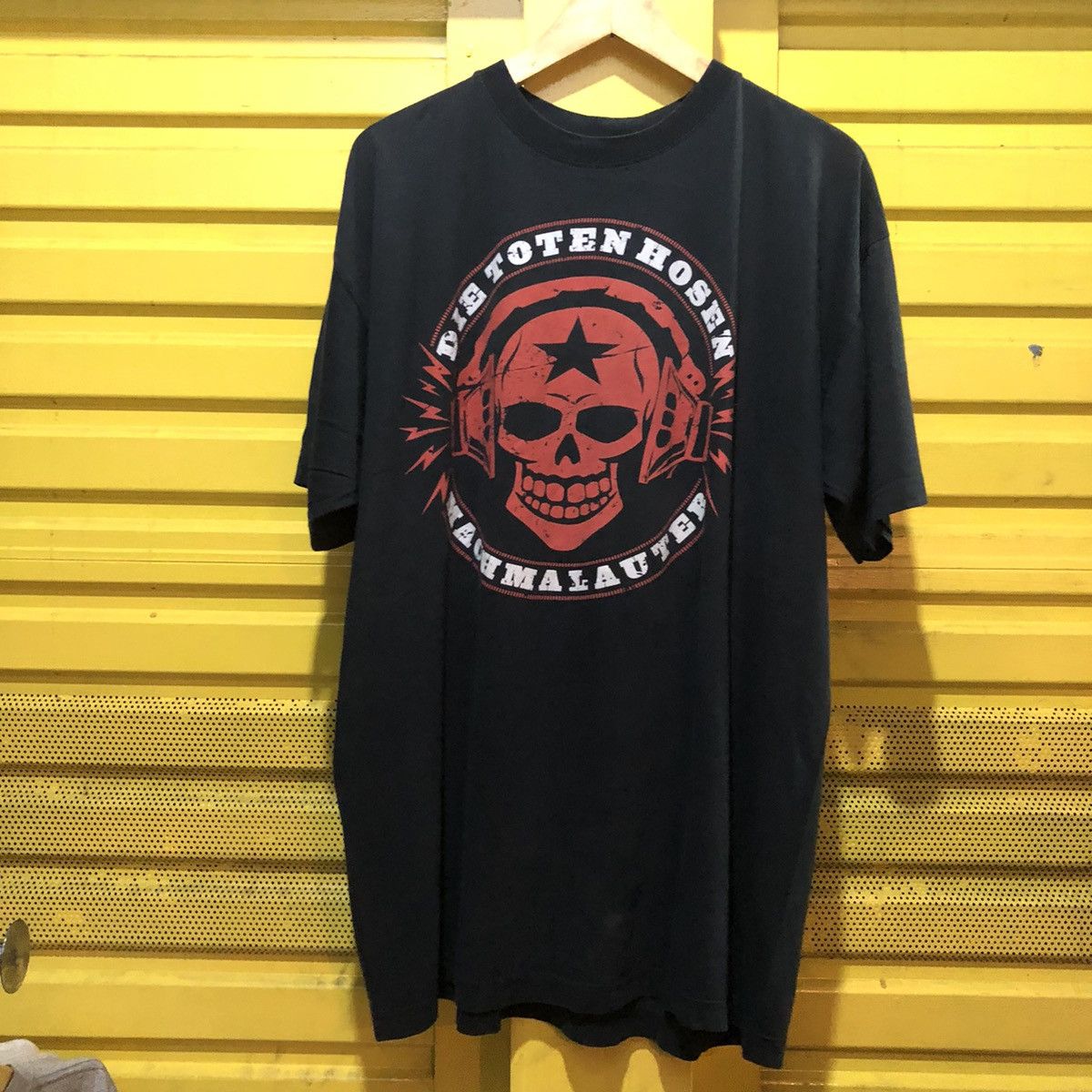 Band Tees Die Totten Hosen Tour Tee Size US XL / EU 56 / 4 - 2 Thumbnail