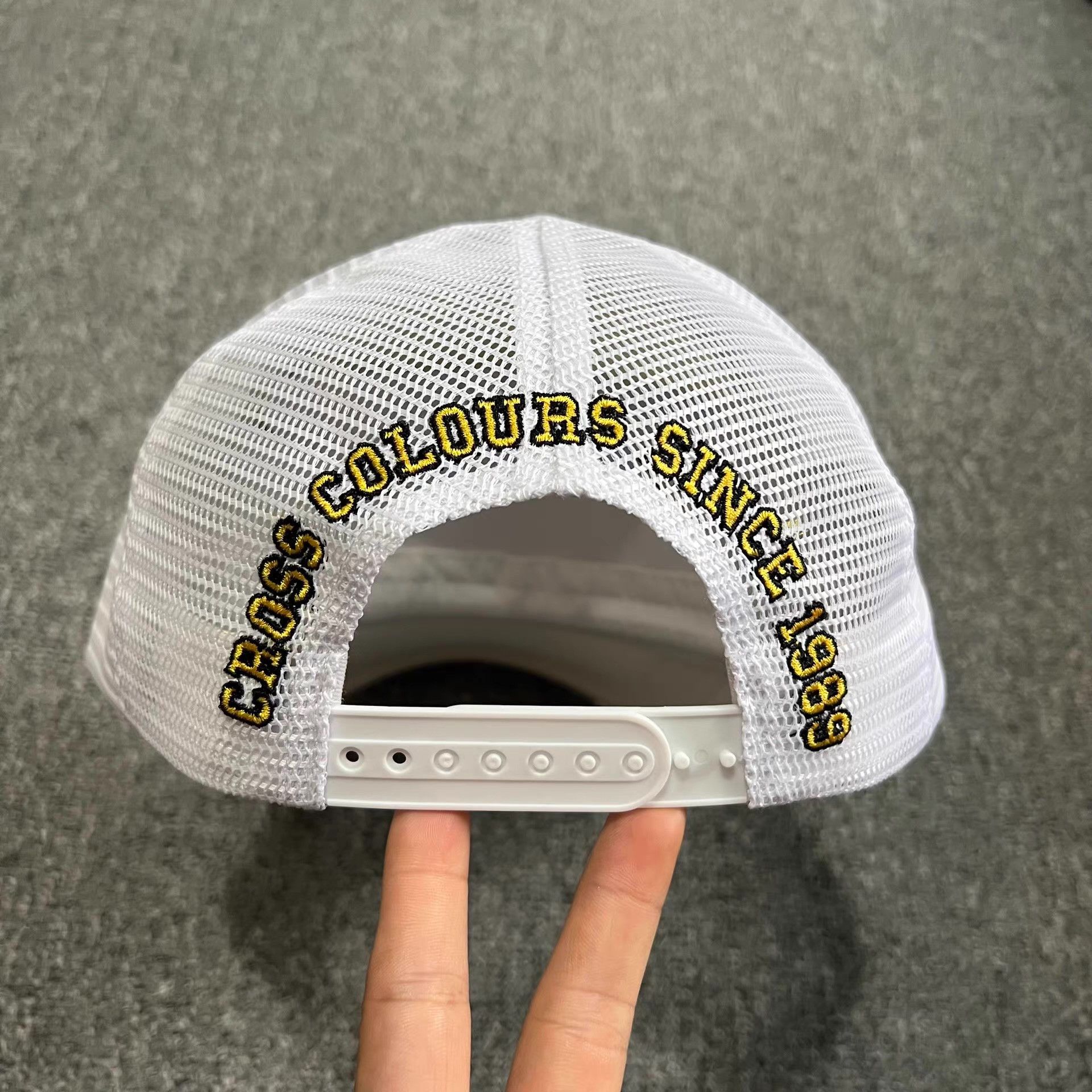 Cross Colours Cross Colours curvedbrimmeshtruckerbaseball cap sun hat Q7 Size ONE SIZE - 3 Thumbnail