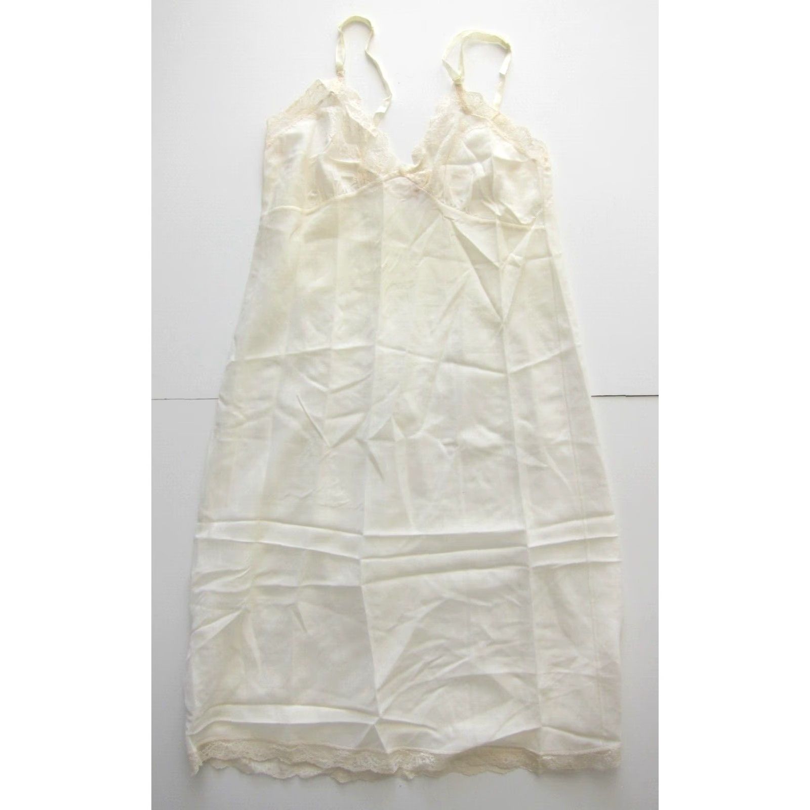 Vintage VINTAGE Barbizon Nylon Ivory Spaghetti Strap Camisole Chemise Slip Nightgown 34 Size ONE SIZE - 2 Thumbnail