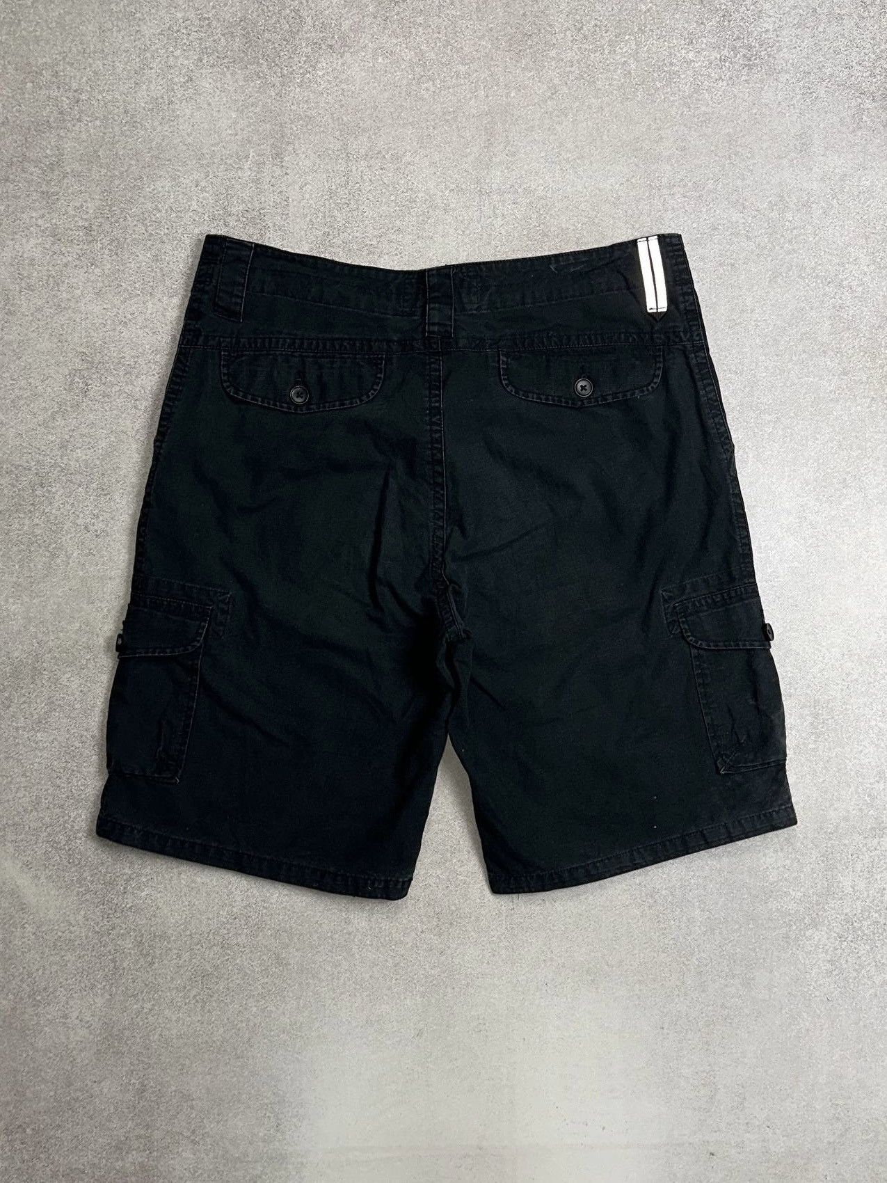 Oakley Vintage Oakley Reflective Black Cargo Y2K Shorts 32 Size US 36 / EU 52 - 1 Thumbnail