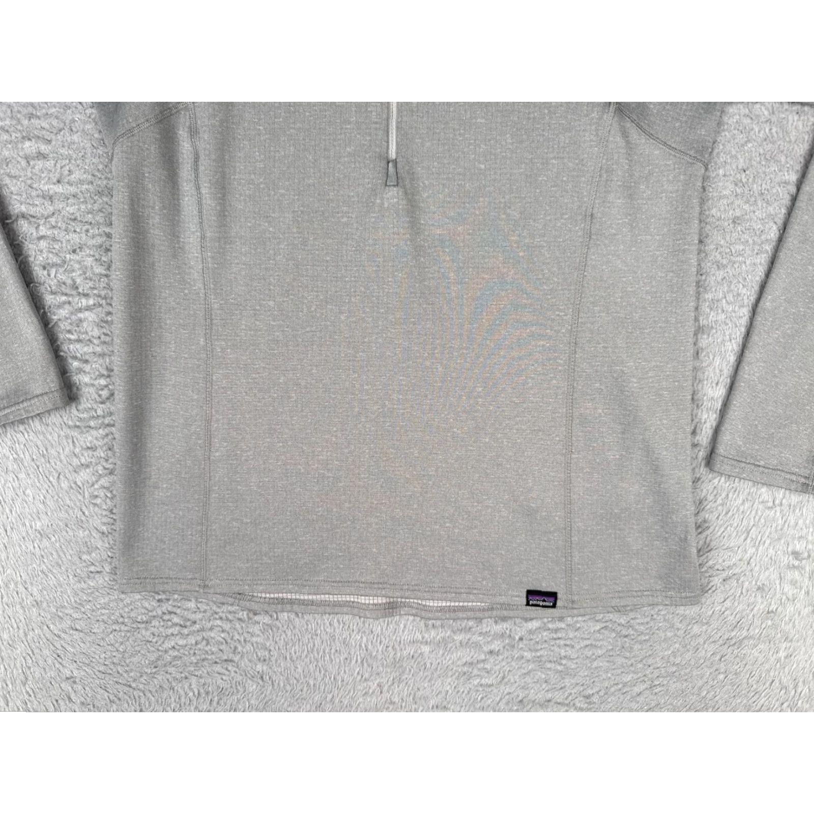 Patagonia Patagonia Shirt Women Medium Gray Capilene Baselayer 1/4 Zip Activewear Made in El Salvador Regular M Gray Womens 1/4 Zip Patagonia Shirt Size M / US 6-8 / IT 42-44 - 5 Thumbnail