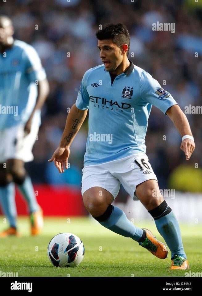 Umbro MANCHESTER CITY 2012 2013 HOME FOOTBALL SHIRT SOCCER JERSEY Size US S / EU 44-46 / 1 - 7 Thumbnail