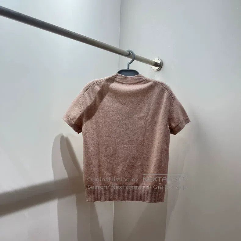 Hermes Hermes Solid Color Knit Short Sleeve with Round Neck Logo Size S / US 4 / IT 40 - 2 Thumbnail