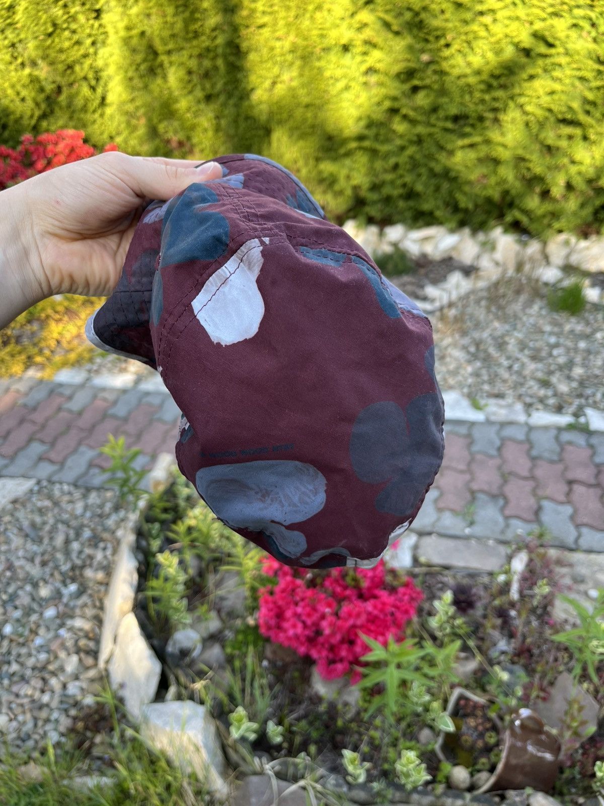 Designer × Wood Wood Wood Wood patterned bucket hat camo burgundy grey black Size ONE SIZE - 16 Thumbnail