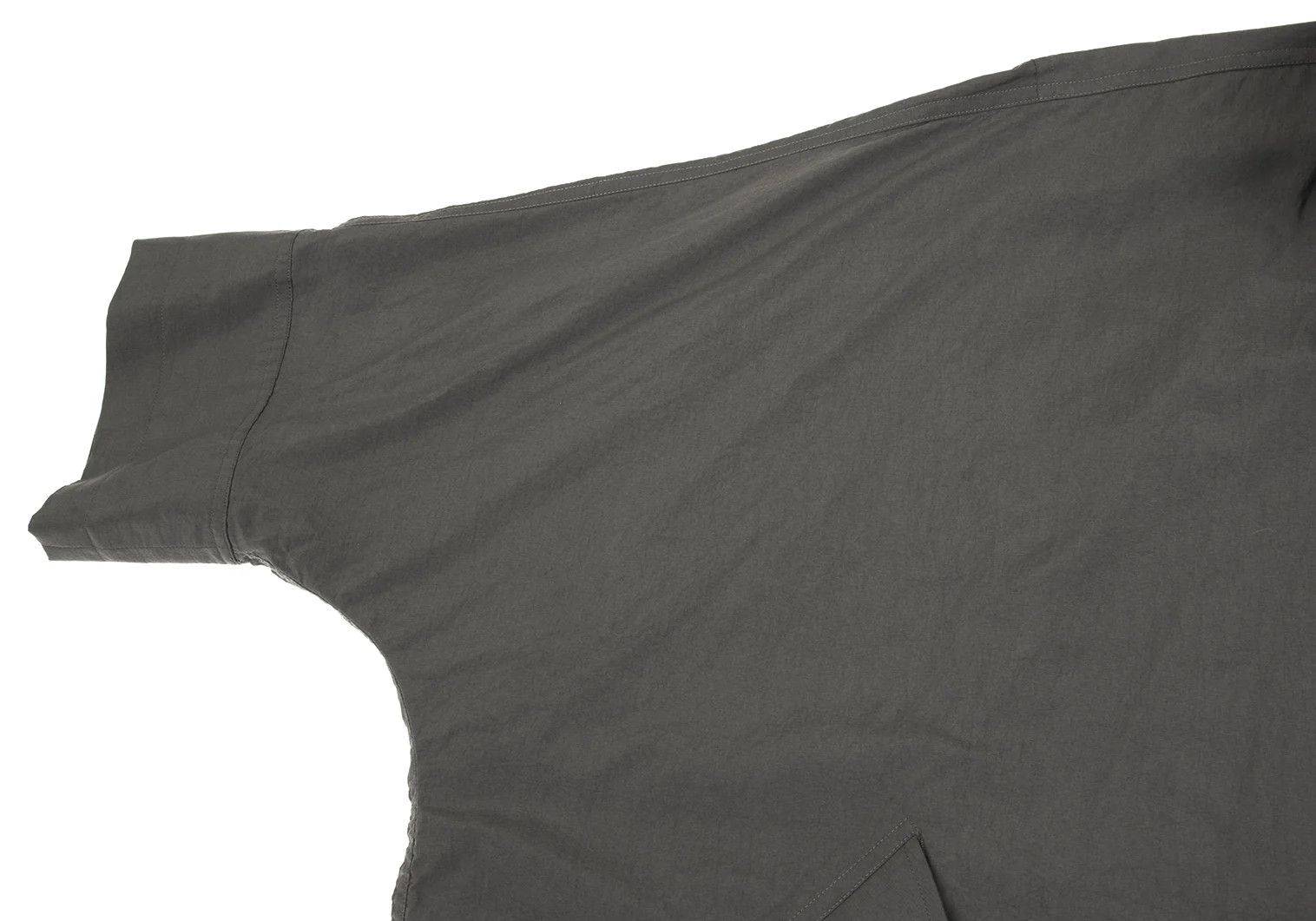 Issey Miyake Nylon Ikacoat in Gray, Size M Size US M / EU 48-50 / 2 - 6 Thumbnail
