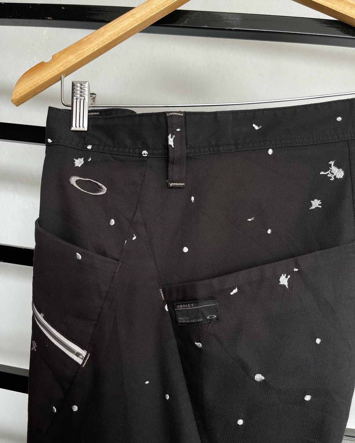 Oakley × Sports Specialties Oakley Hydrolix Pants All Over Embroidered Logo Size US 35 - 6 Thumbnail