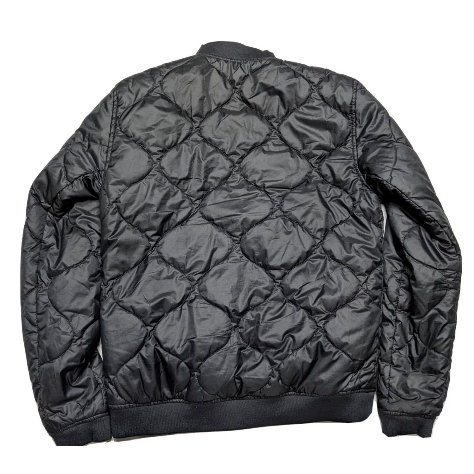 Under Armour UNDER ARMOUR Reactor Reversible ColdGear Quilted Bomber Jacket Mens Small Black Size US S / EU 44-46 / 1 - 7 Thumbnail