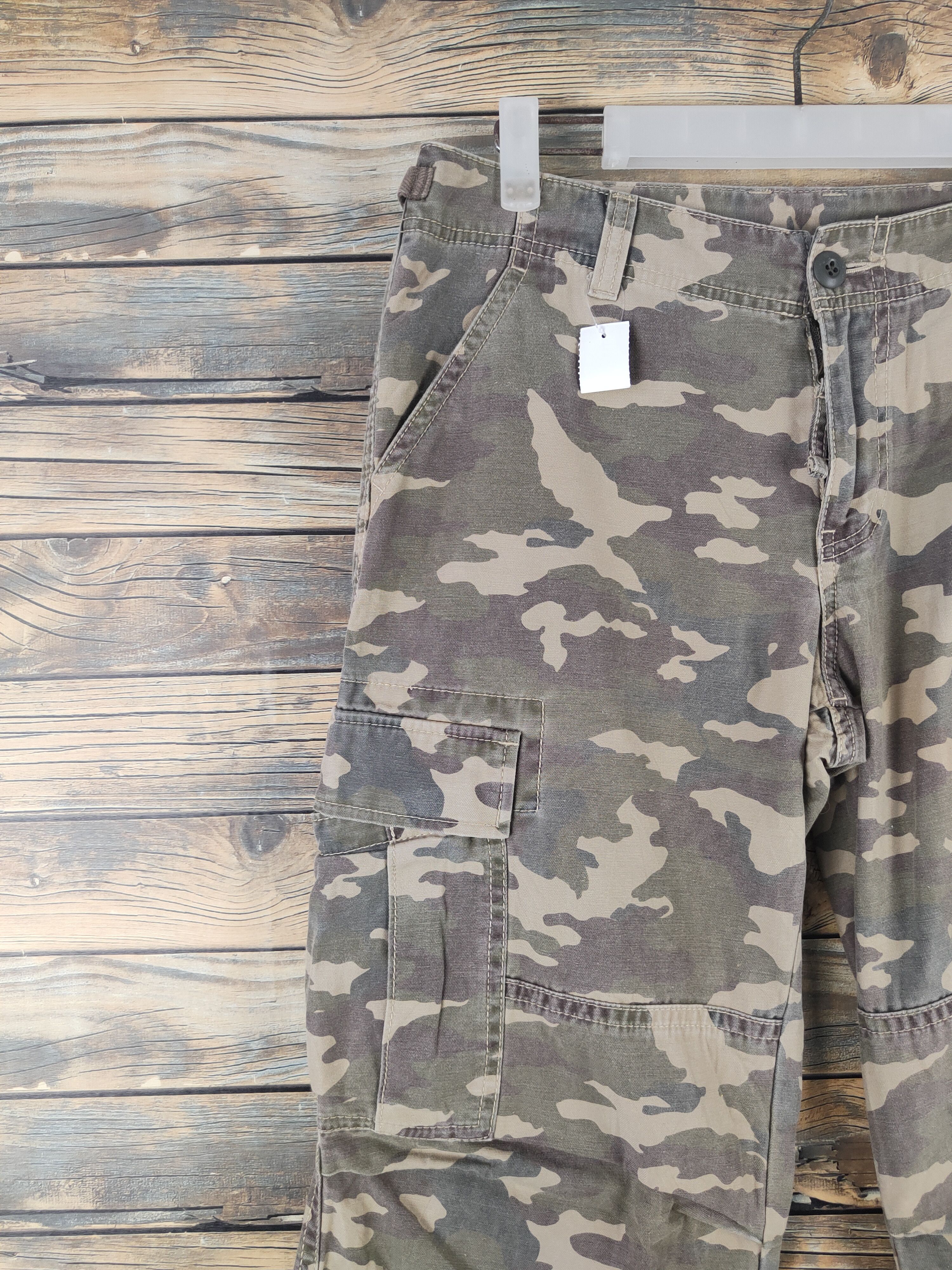 Japanese Brand DL Uniqlo Camouflage Multipocket Cargo Pants #1749 Size US 30 / EU 46 - 3 Thumbnail