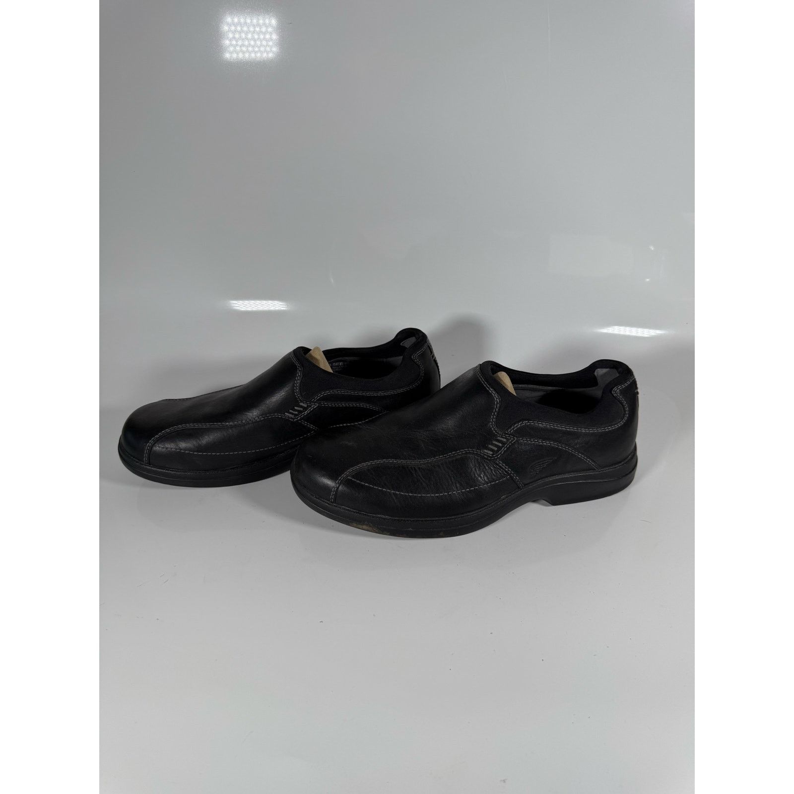 Red Wing Red Wing A8291 Black Leather Slip-On Size 10.5 EE Comfort Size US 10.5 / EU 43-44 - 1 Thumbnail