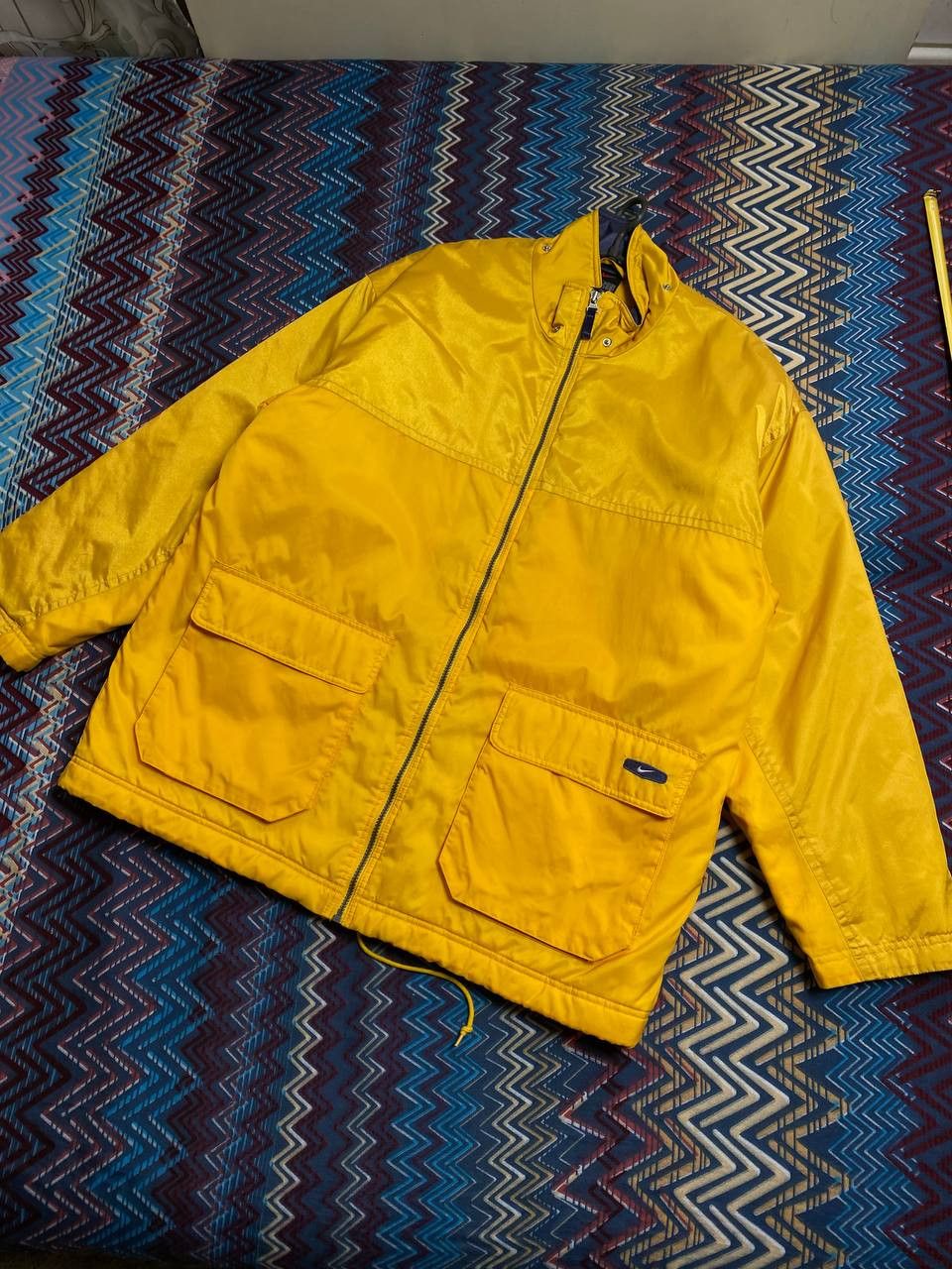 Nike × Vintage Vintage 90s Nike Puffer Jacket Big Logo Size L Size US L / EU 52-54 / 3 - 20 Thumbnail