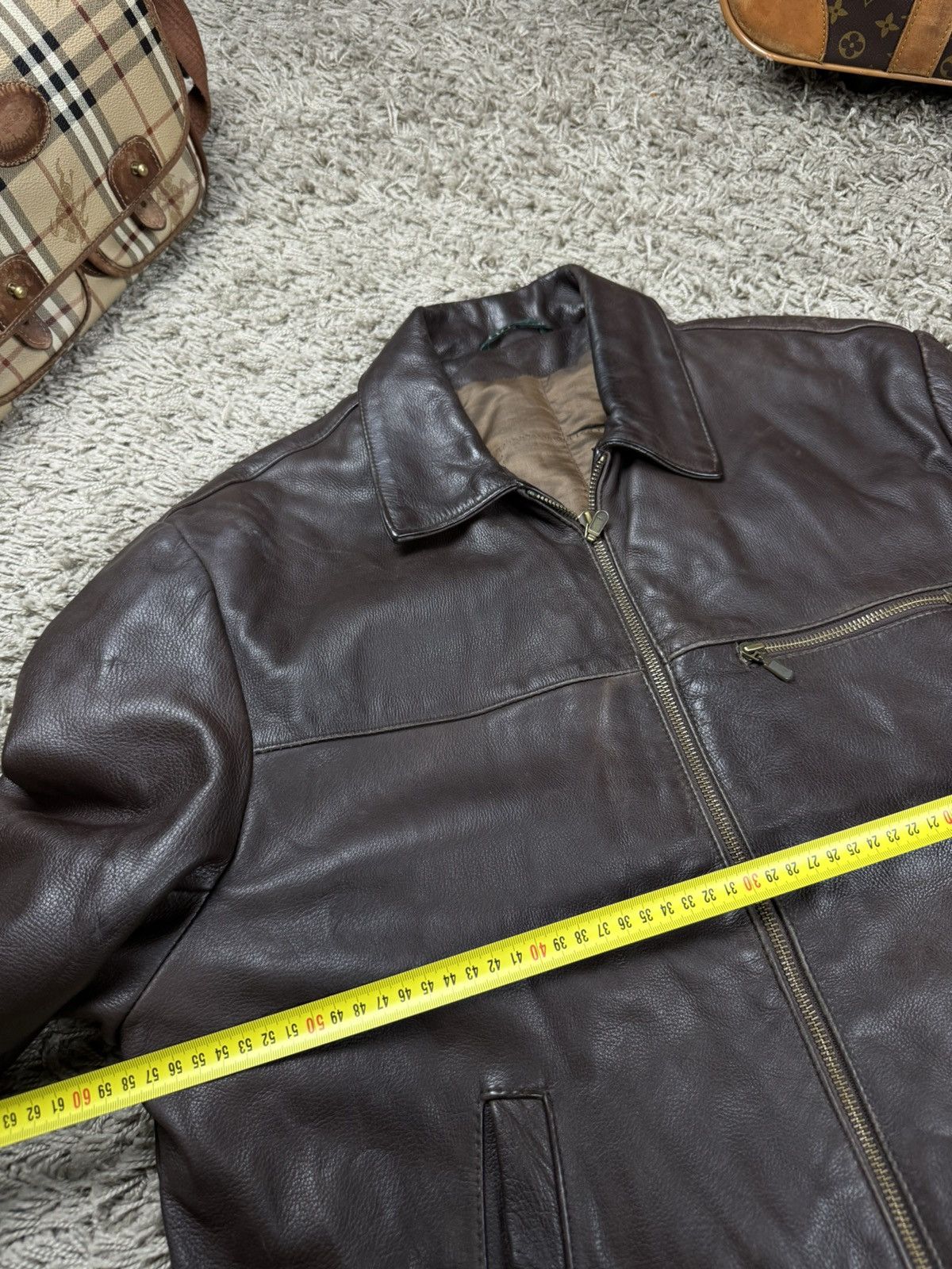 Vintage Vintage leather bomber jacket 90s original retro casual item Size US L / EU 52-54 / 3 - 5 Thumbnail