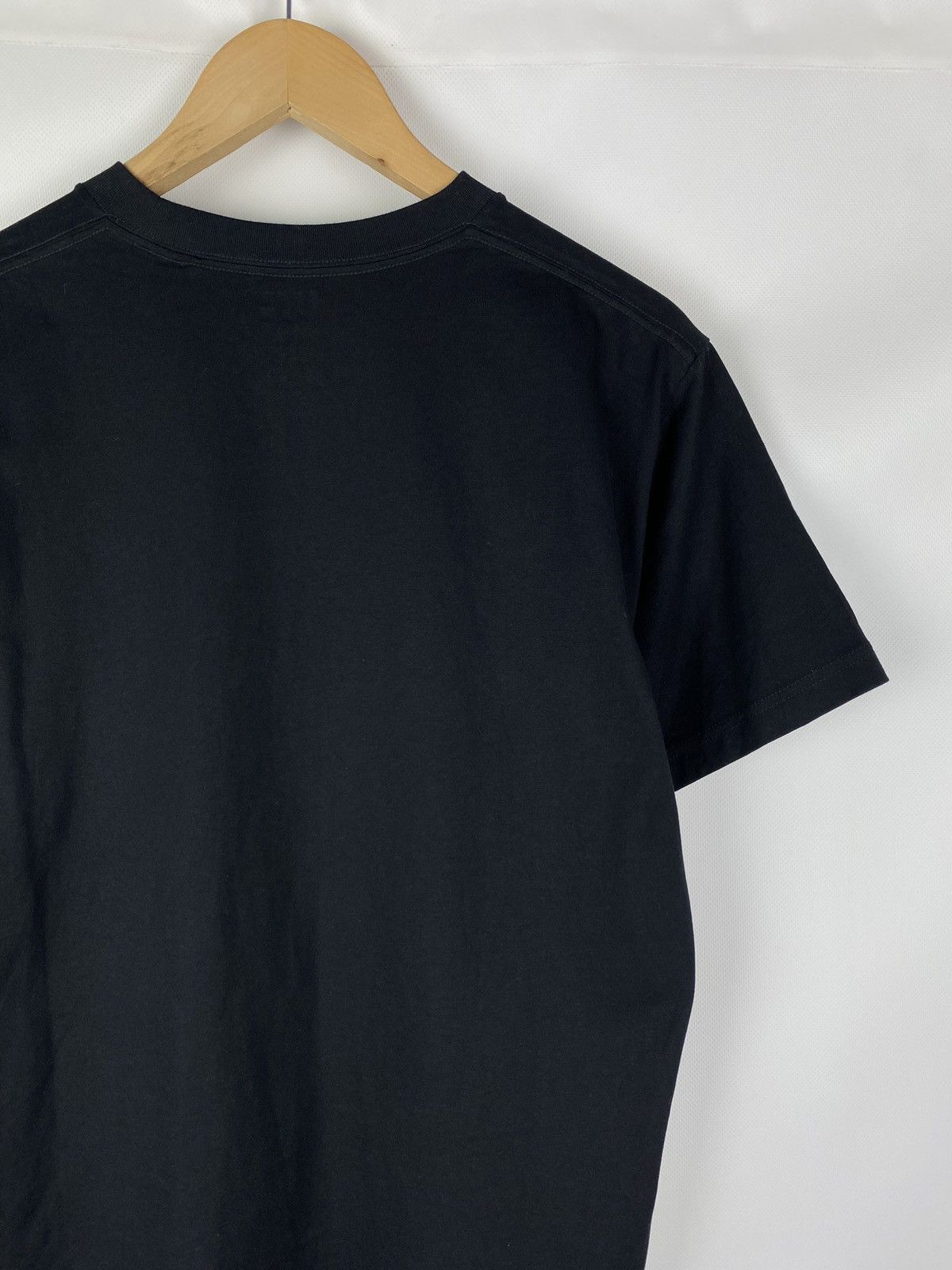 Uniqlo Uniqlo Adam Lister Pixar men’s short sleeve t shirt size M Size US M / EU 48-50 / 2 - 19 Thumbnail