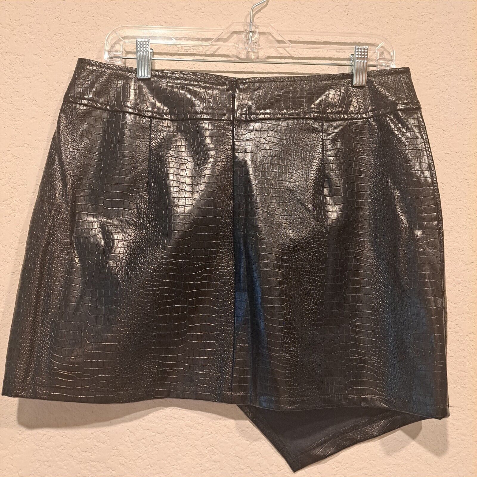 Other Fashion Nova Let You Stay Mini Skirt Black Faux Crocodile XL Size 32" / US 10 / IT 46 - 6 Thumbnail