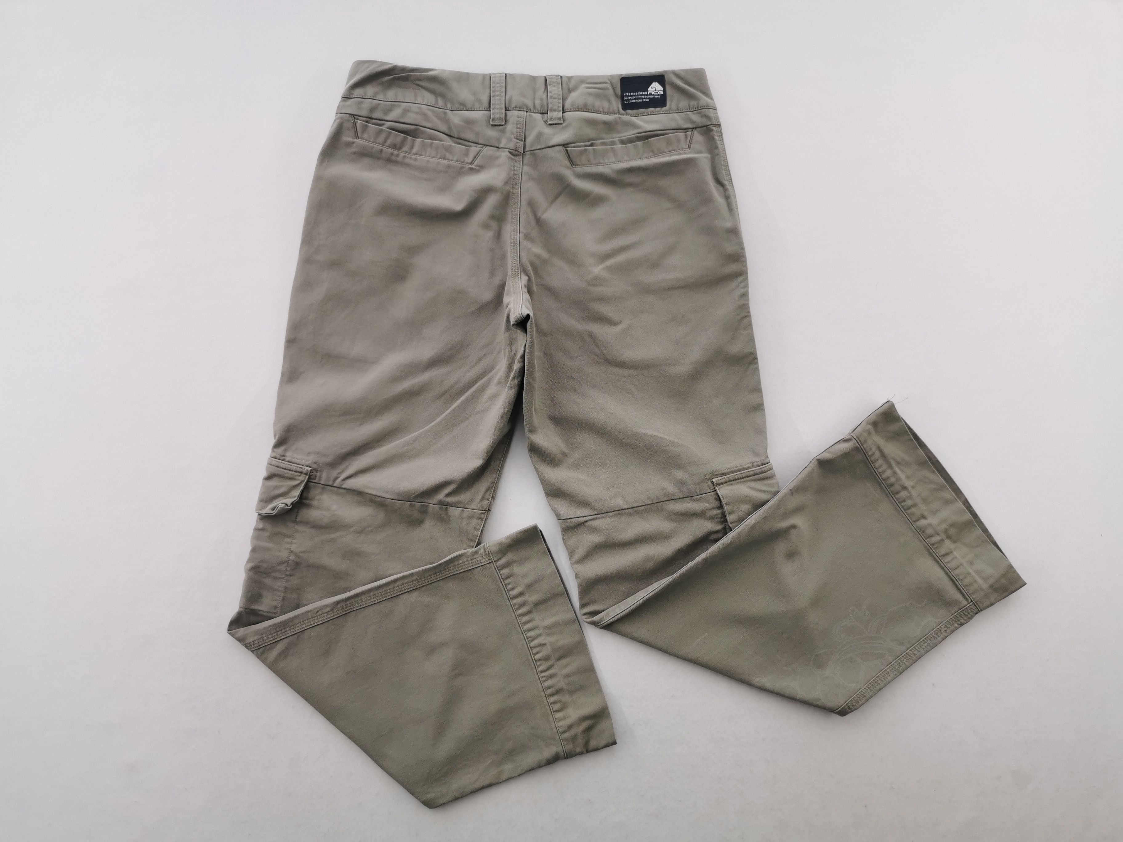 Nike ACG Vintage Nike ACG Cargo Trouser Pants Size 32 Size US 32 / EU 48 - 5 Thumbnail