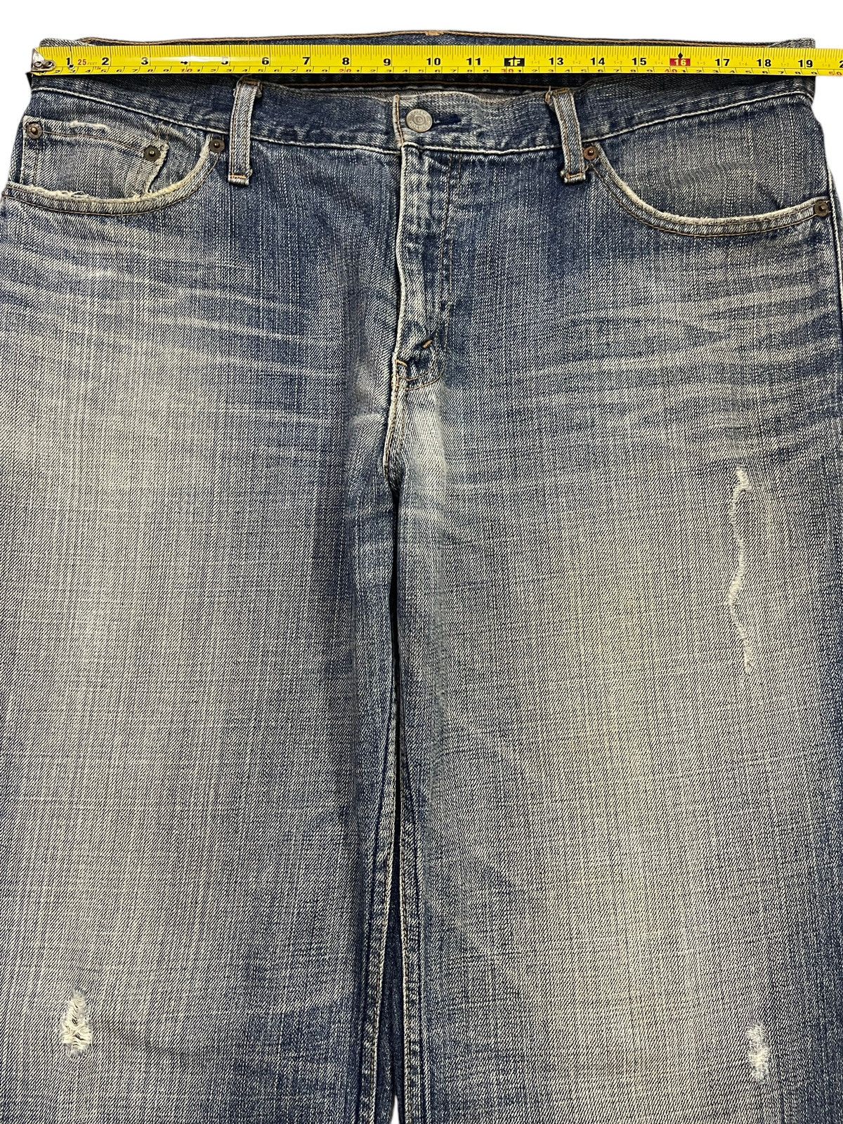 Levi's Vintage 90s Levis Blue Faded Wash Style Baggy Jeans Size US 38 / EU 54 - 12 Thumbnail