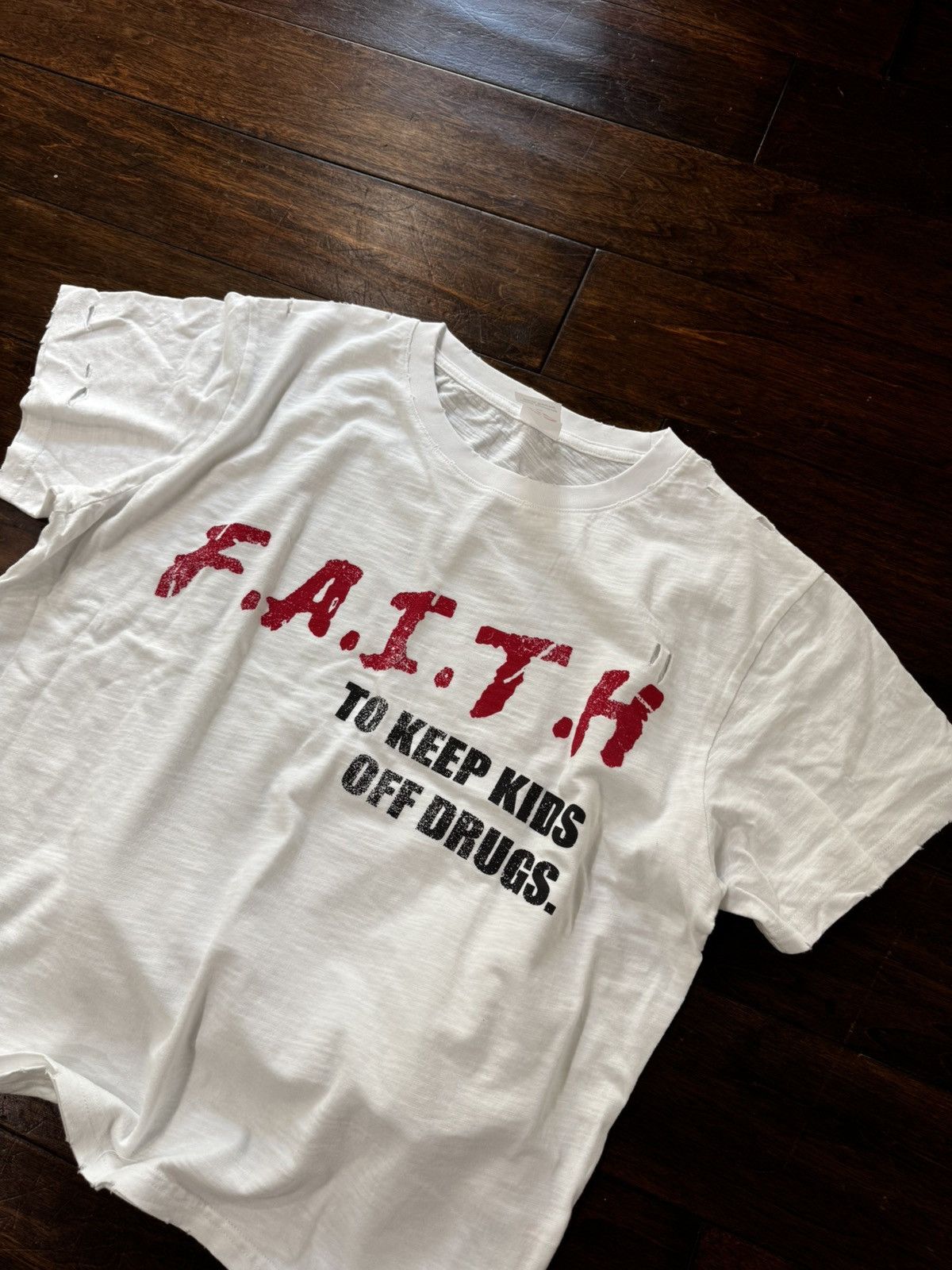 Other Vintage Faith Tee Size US M / EU 48-50 / 2 - 2 Thumbnail