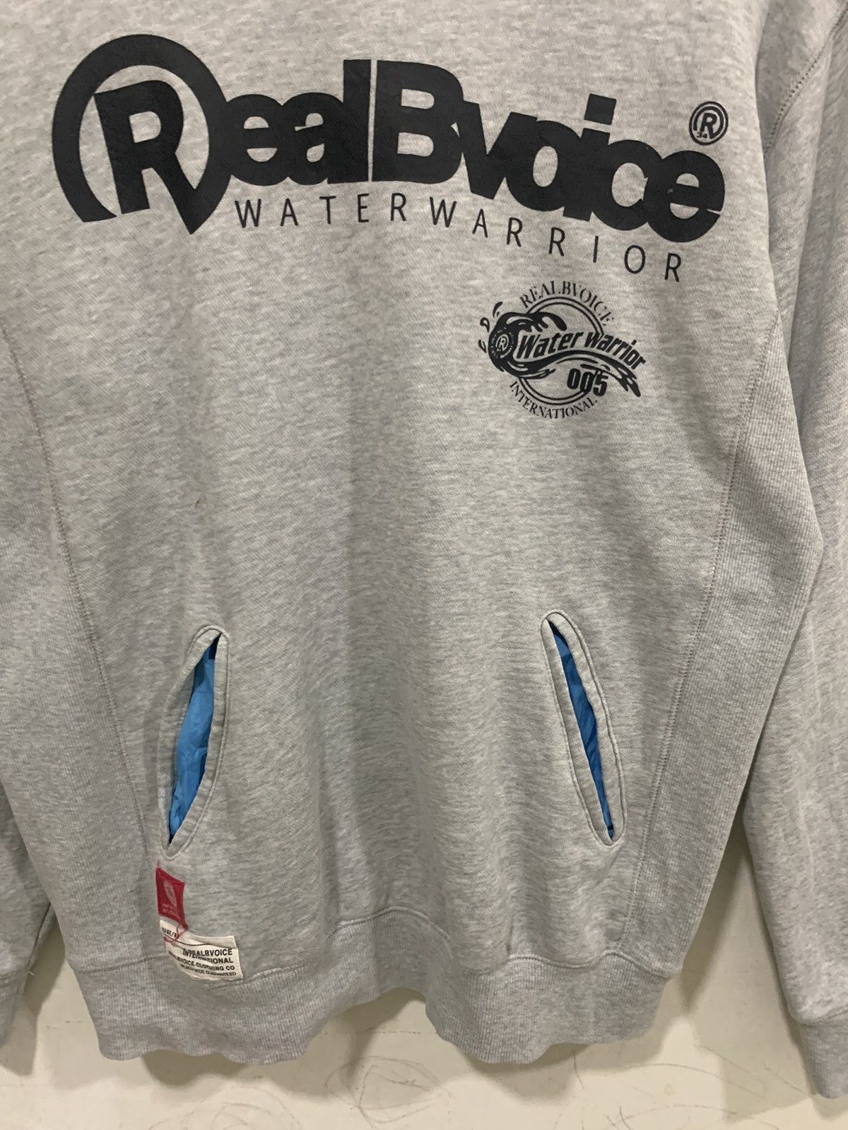 Japanese Brand Vintage RealBVoice Stylish & big Logo Distressed Size US L / EU 52-54 / 3 - 4 Thumbnail