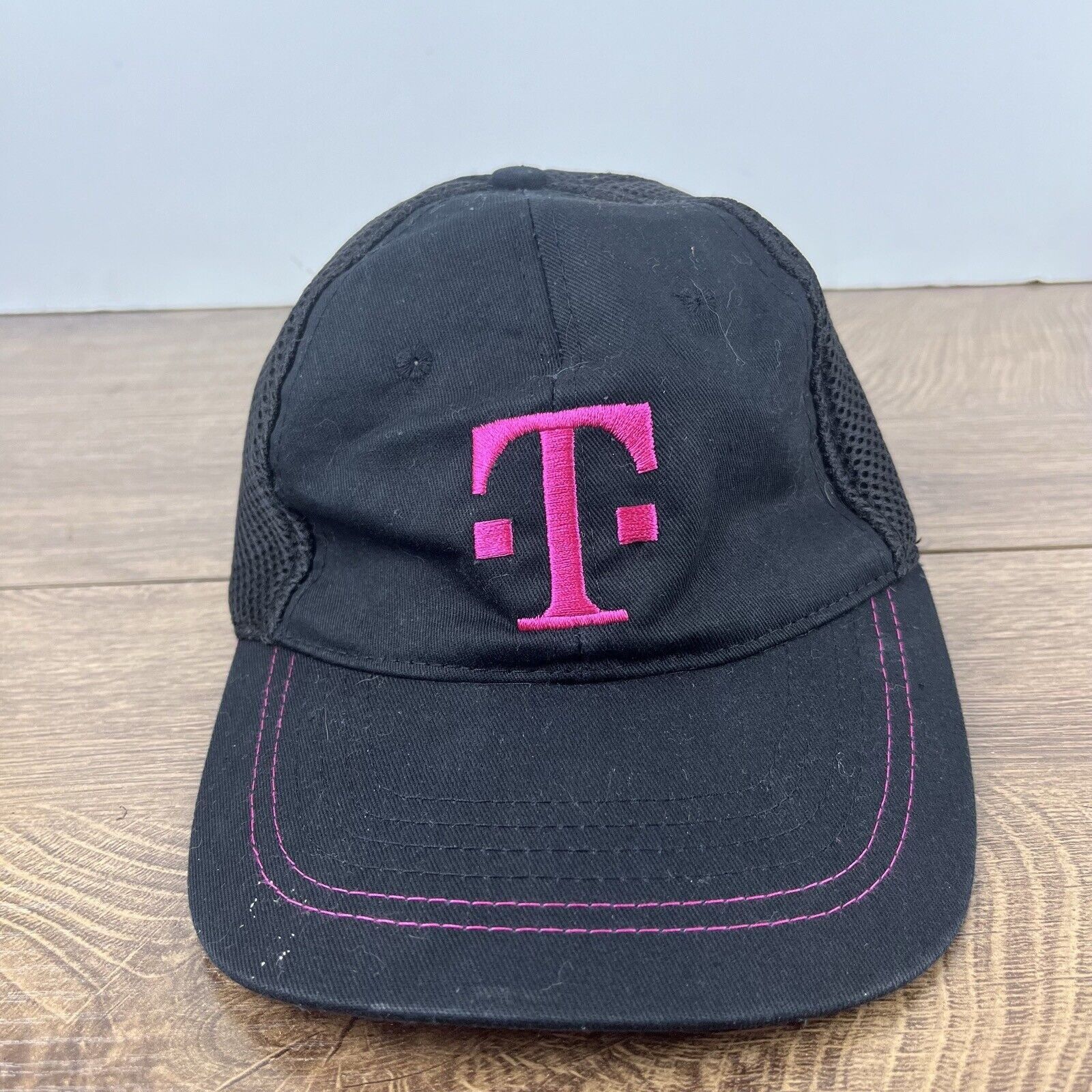 Other T Mobile Black Hat T Mobile Baseball Adjustable Hat Black Ha Size ONE SIZE - 4 Thumbnail