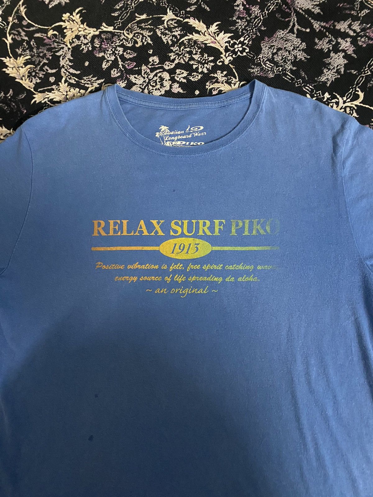 Japanese Brand Y2k Hawai piko surf screen front and backhit 🚀 Size US M / EU 48-50 / 2 - 2 Thumbnail