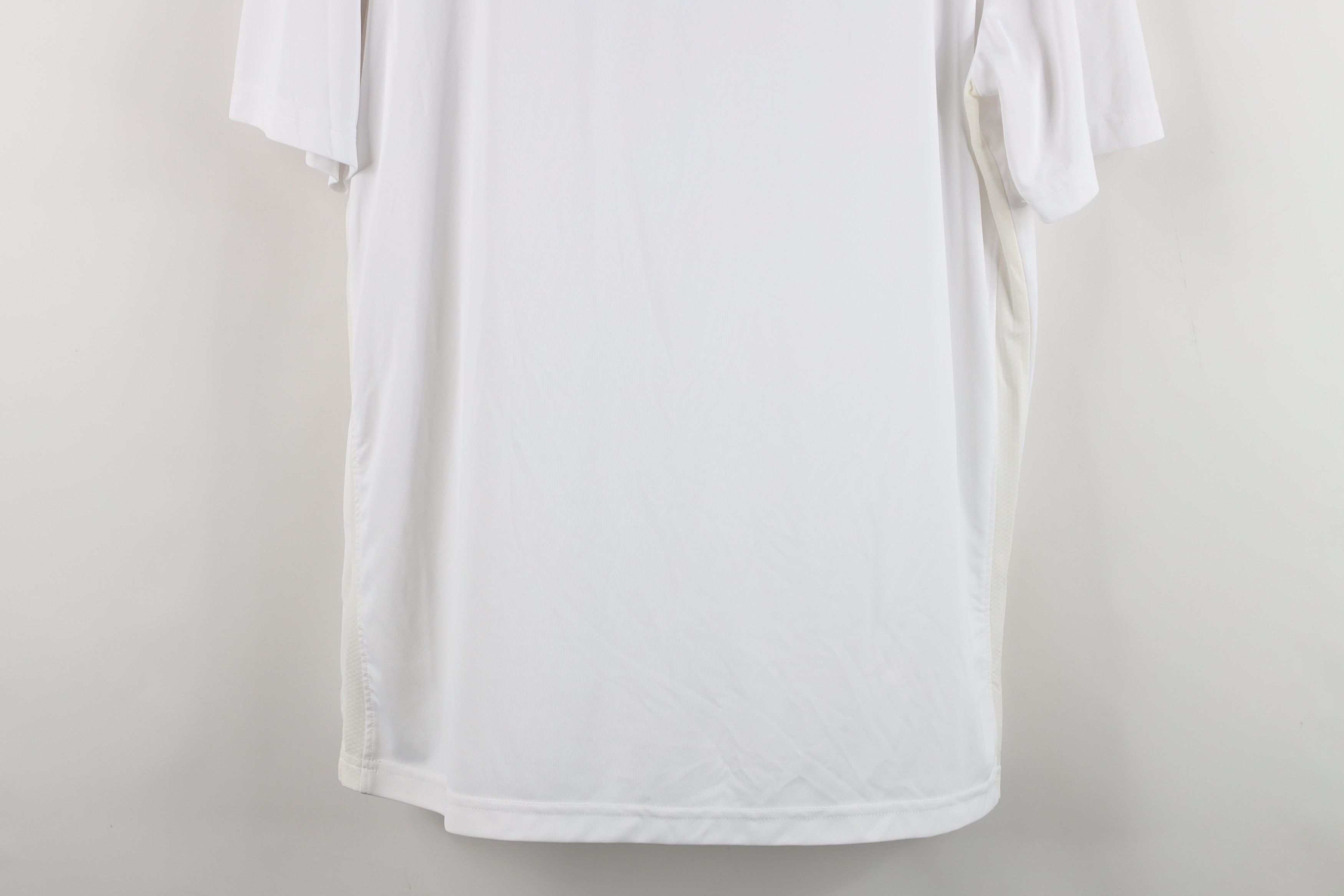 Oakley Vintage Oakley Center O Logo Collared Golf Polo Shirt White Size US L / EU 52-54 / 3 - 15 Thumbnail