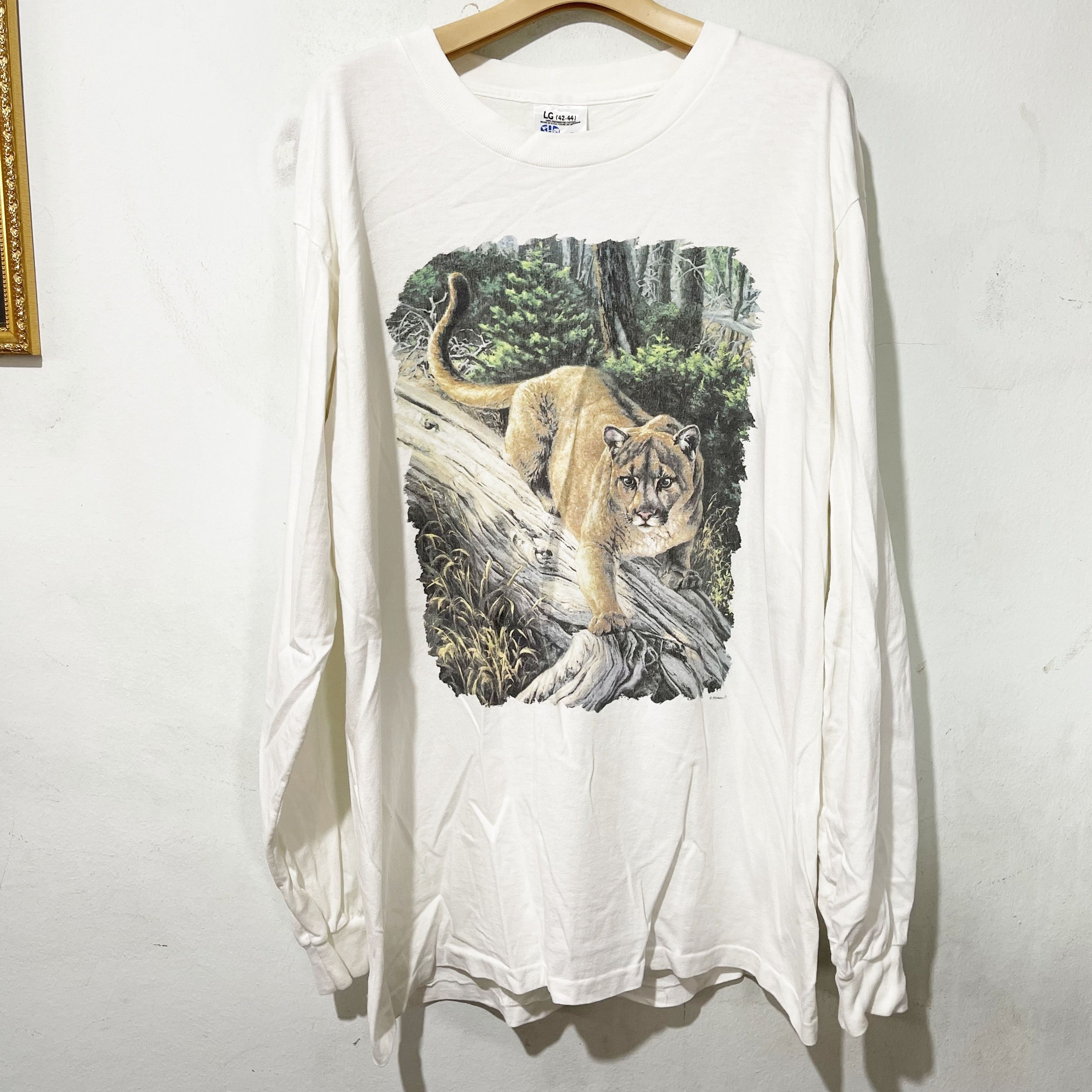 Vintage Vintage 90's Human-i-Tees Cougar Mountain Lion Shirt Size US L / EU 52-54 / 3 - 1 Thumbnail