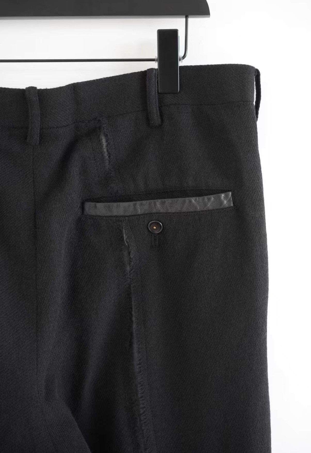 Yohji Yamamoto Yohji Yamamoto 05AW Torn Leather-Paneled Trousers J4 Size US 32 / EU 48 - 6 Thumbnail