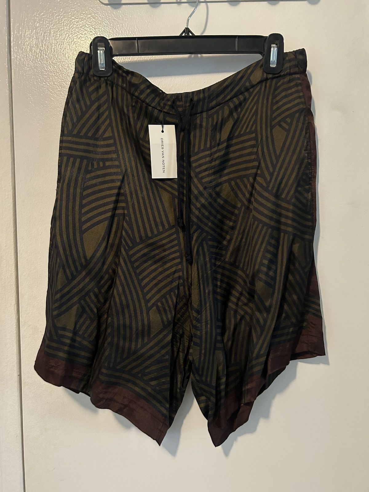 Dries Van Noten Dries Van Noten Piper Printed Shorts Size 44 Viscose Size US 29 - 1 Thumbnail