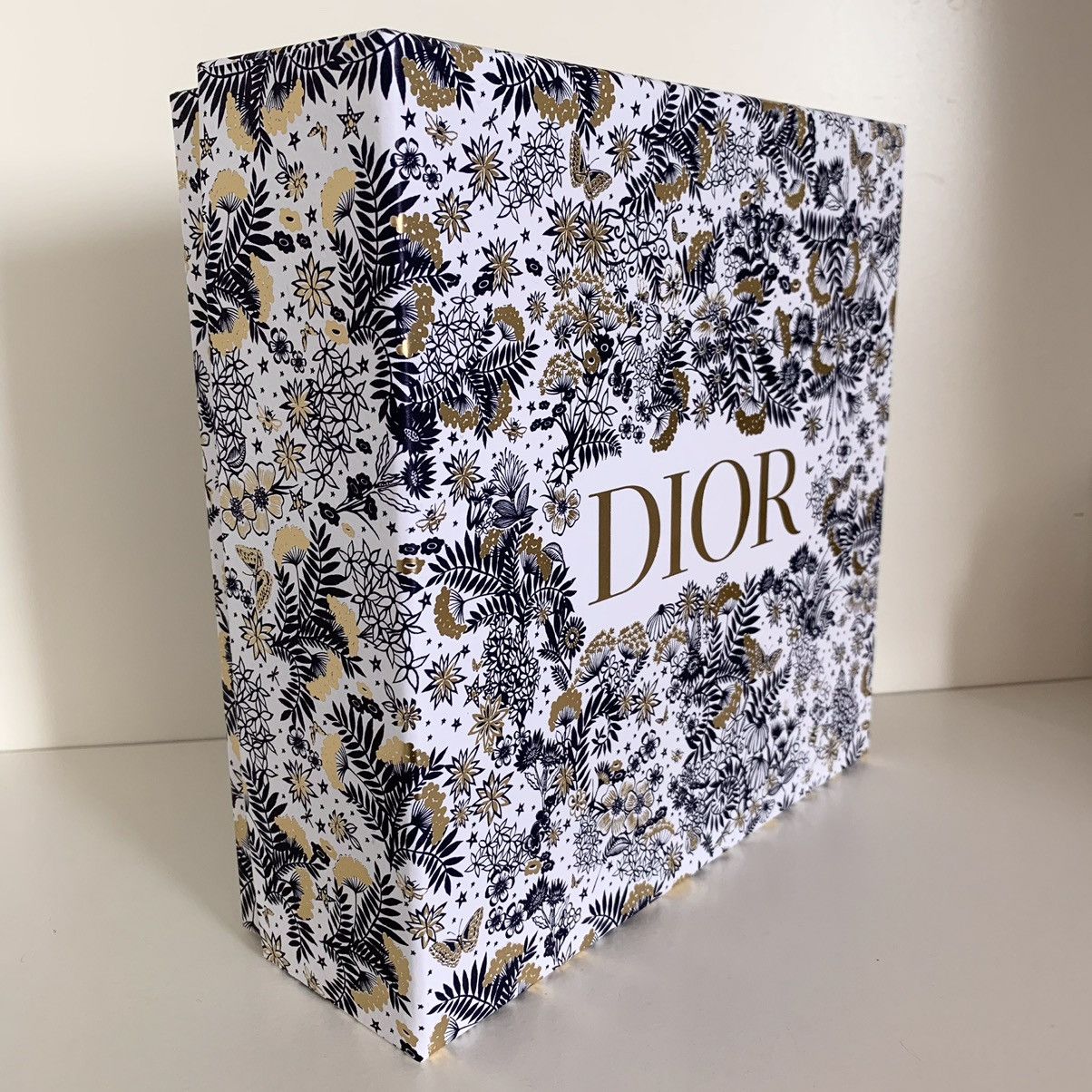 Dior Dior special gold foil gift box storage box Size ONE SIZE - 1 Thumbnail