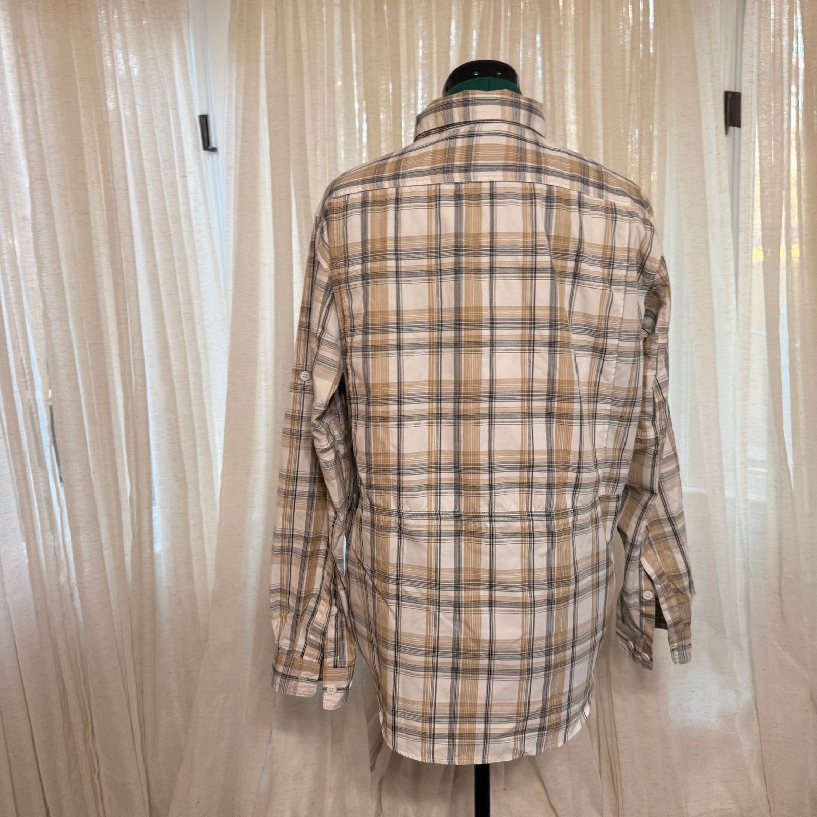 Columbia Columbia Tan Plaid Omni-Shade Button-Up Shirt | Sz M Size US M / EU 48-50 / 2 - 5 Thumbnail