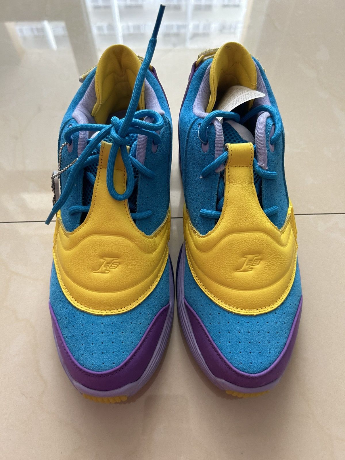 Billionaire Boys Club × Icecream × Reebok Reebok answer 5 x bbc x ice cream Size US 9 / EU 42 - 3 Thumbnail