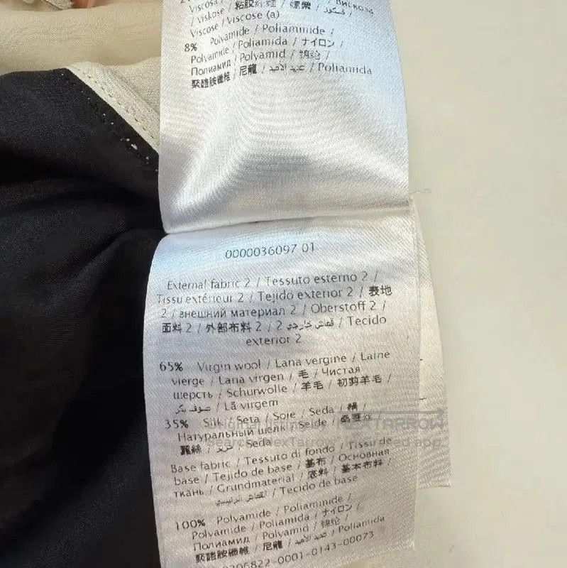 Givenchy Givenchy Black and White Knit Sweater Vest . Size XS / US 0-2 / IT 36-38 - 5 Thumbnail