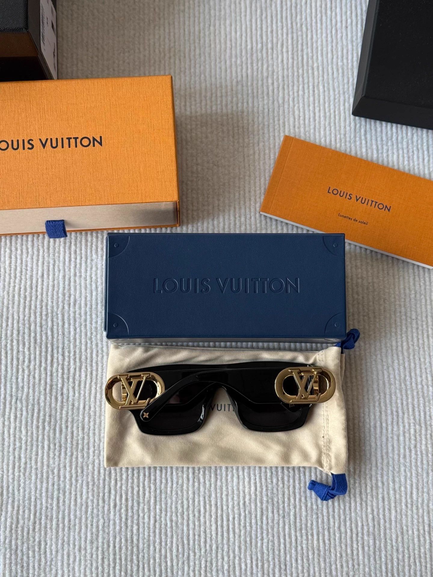 Louis Vuitton LV Sunglasses Liu Yifei Collab - Like New w/ Minor Scratch Size ONE SIZE - 1 Thumbnail