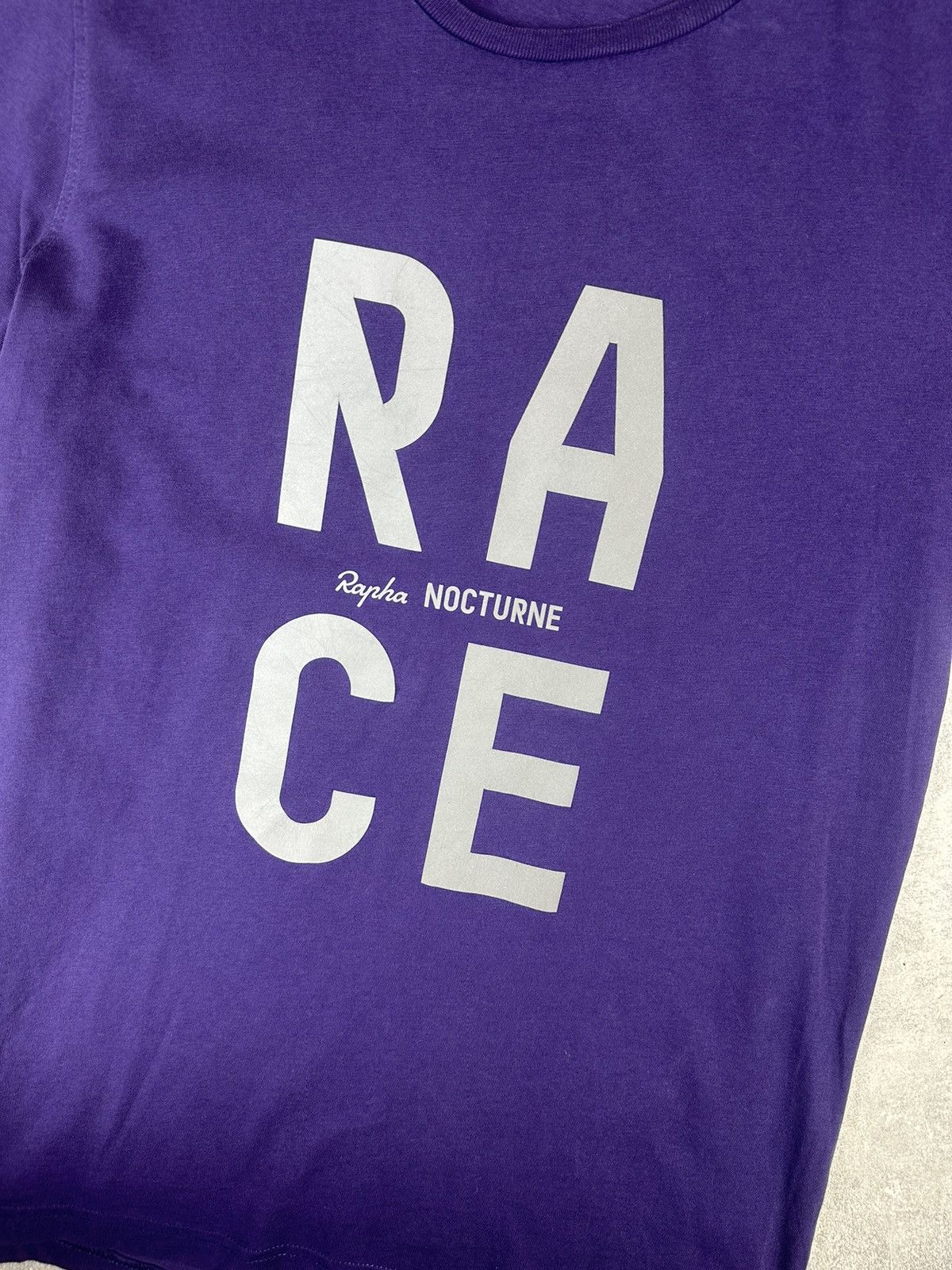 Rapha Rapha Mens Purple T-Shirt Reflective Logo Size US S / EU 44-46 / 1 - 4 Thumbnail